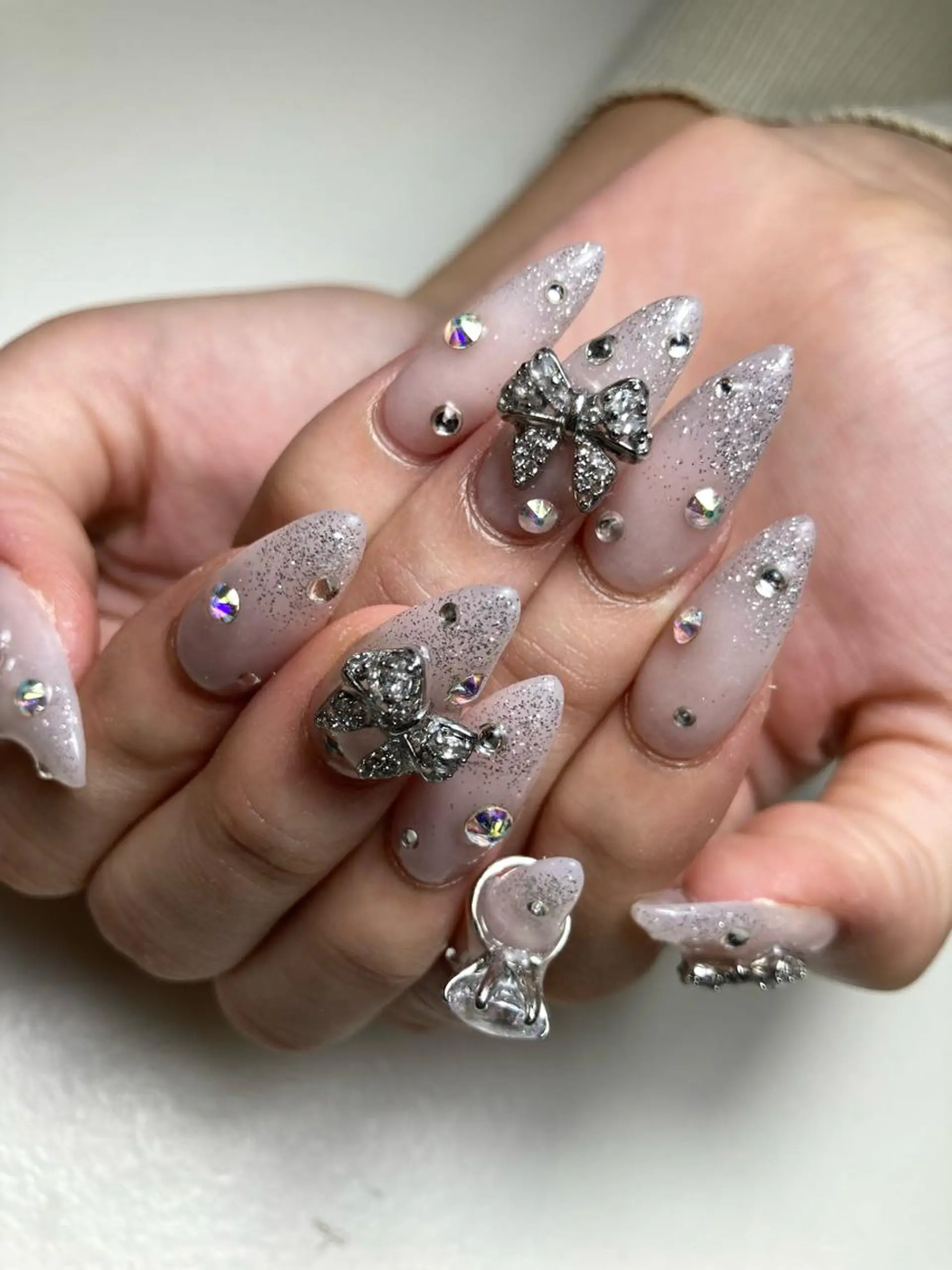 ネイル nailALBA 安蒜良彰のネイルデザイン