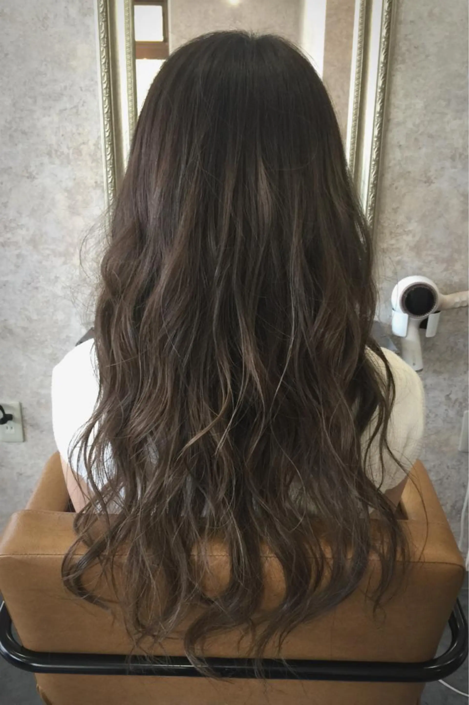 ロング ank classic hair【アンククラシックヘアー】所属・バレイヤージュ ハイライト　齋藤祐哉のヘアスタイル