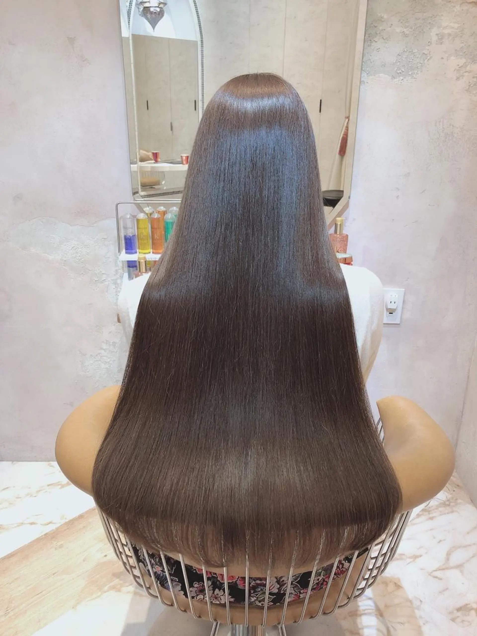 ミディアム トリートメント ヘアカラー トリートメント 代表山口ひな 髪質改善のプロのヘアスタイル