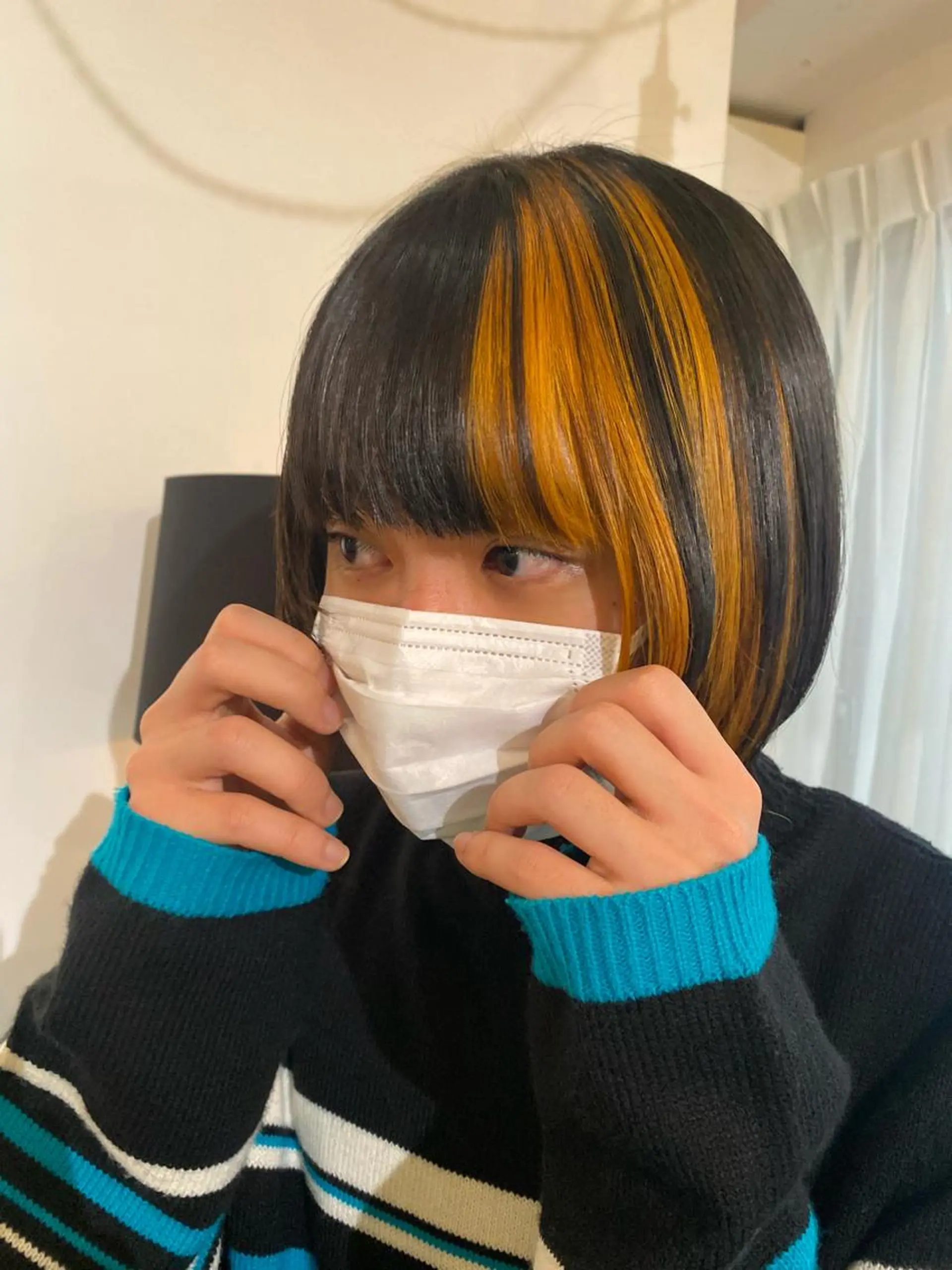 ショート カラー カット ヘアカラー トリートメント 梅田ハイトーン チダ ヒナノのヘアスタイル