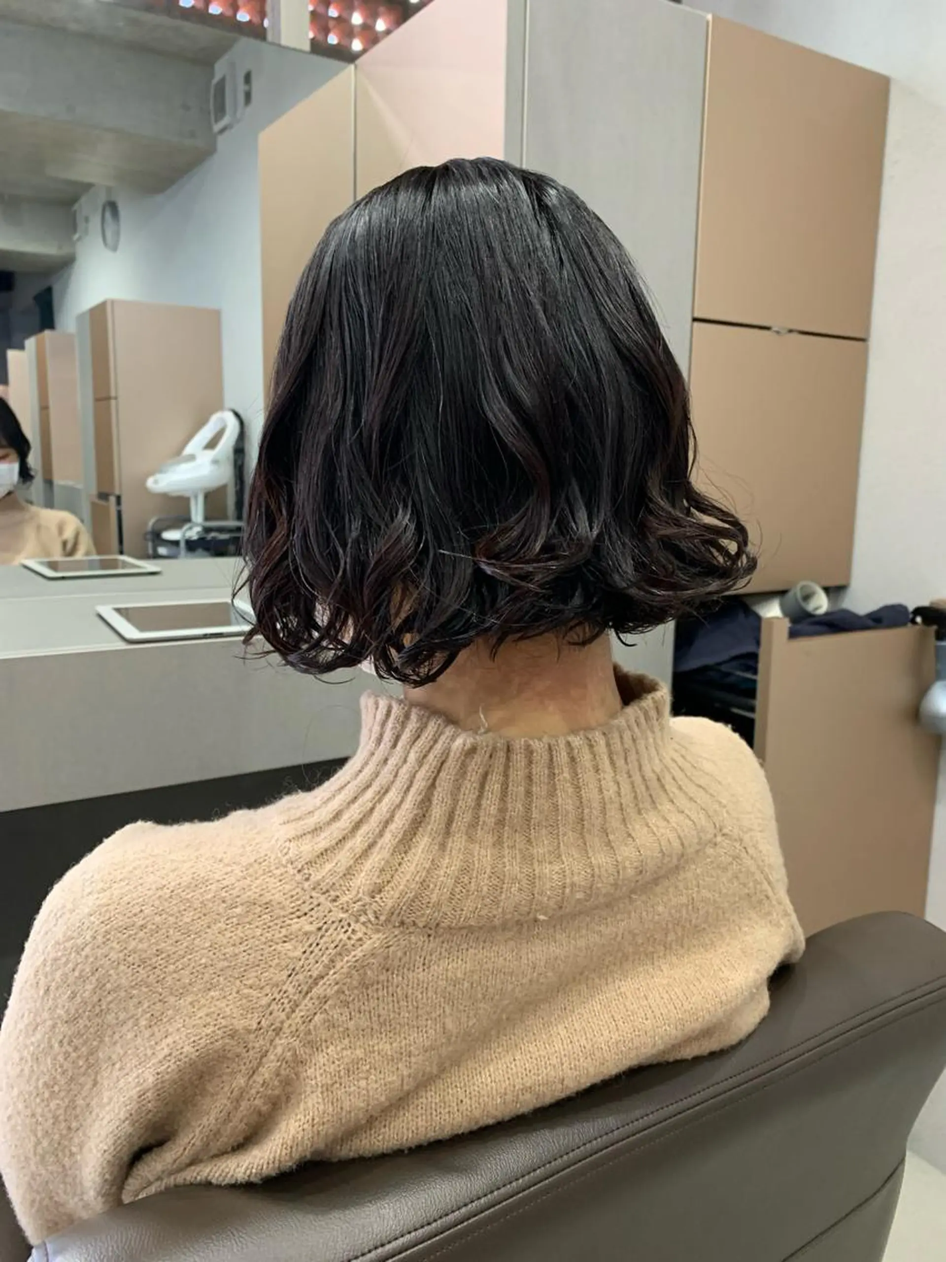 ショート カラー ボブパーマコテ巻き風 パーマNo1深江秀平のヘアスタイル