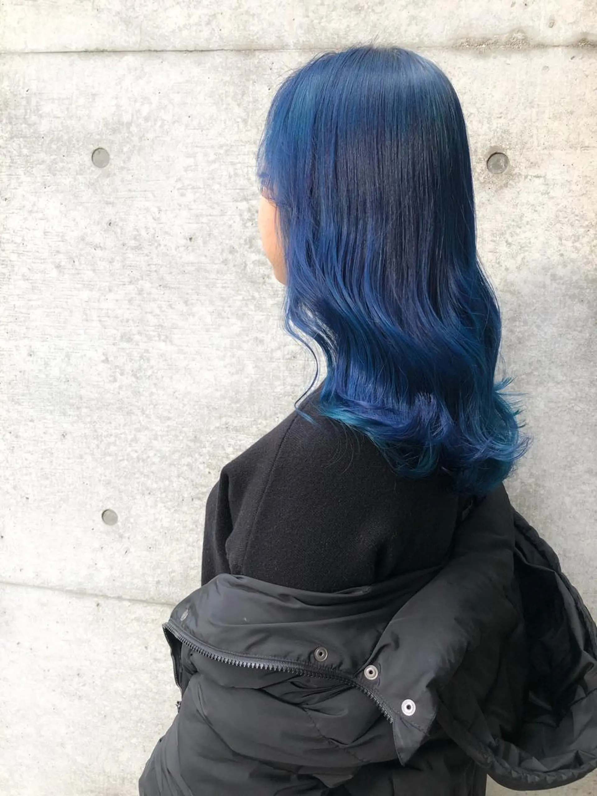 ロング カラー ブリーチ clomus所属・YUKA艶髪 🌸寛ぎ部屋のヘアスタイル