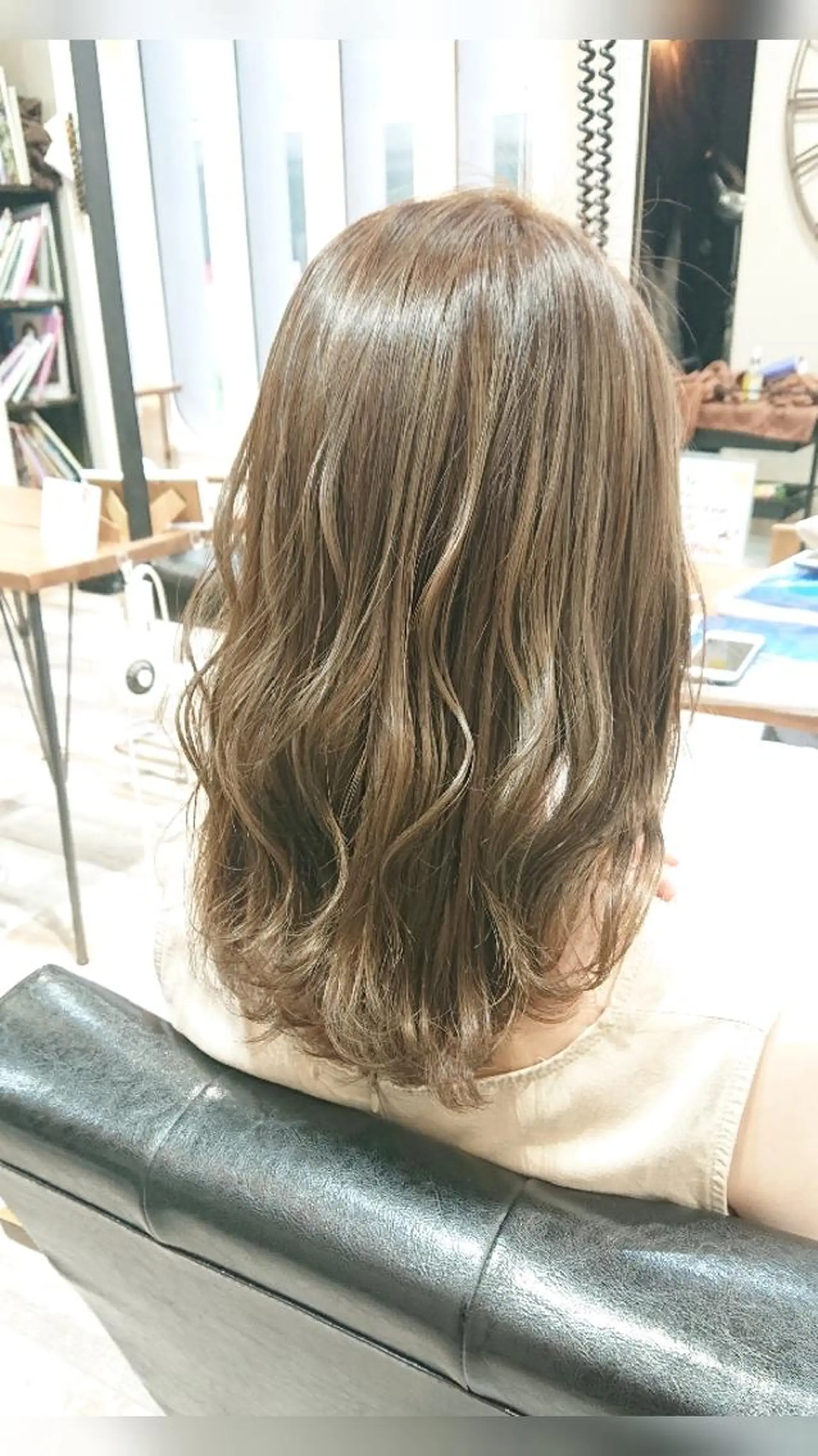 セミロング カラー ACROあべの店所属・艶カラー/インナー /グラデ/大西小百合のヘアスタイル