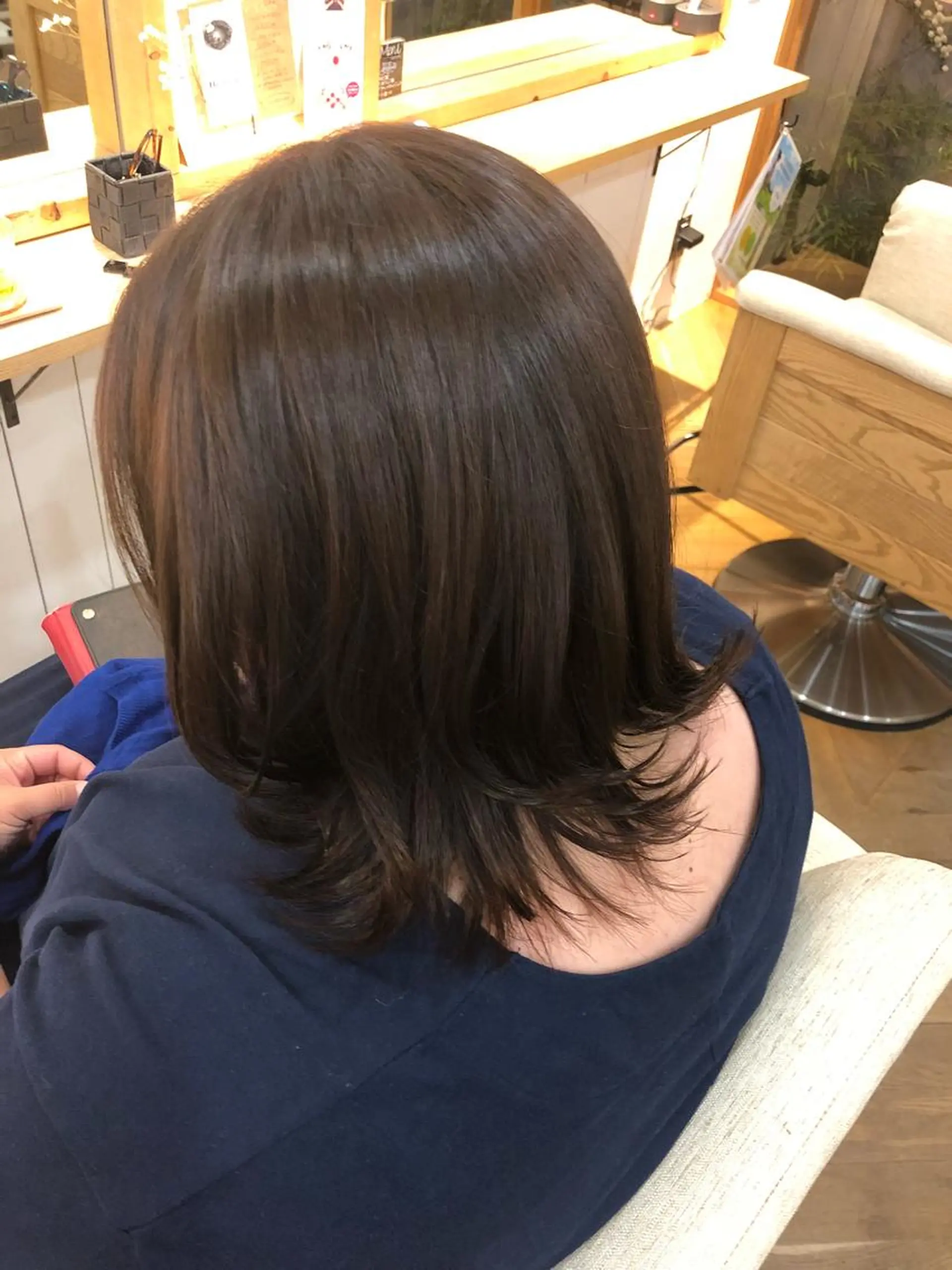 ショート カラー DEE okazakiのヘアスタイル