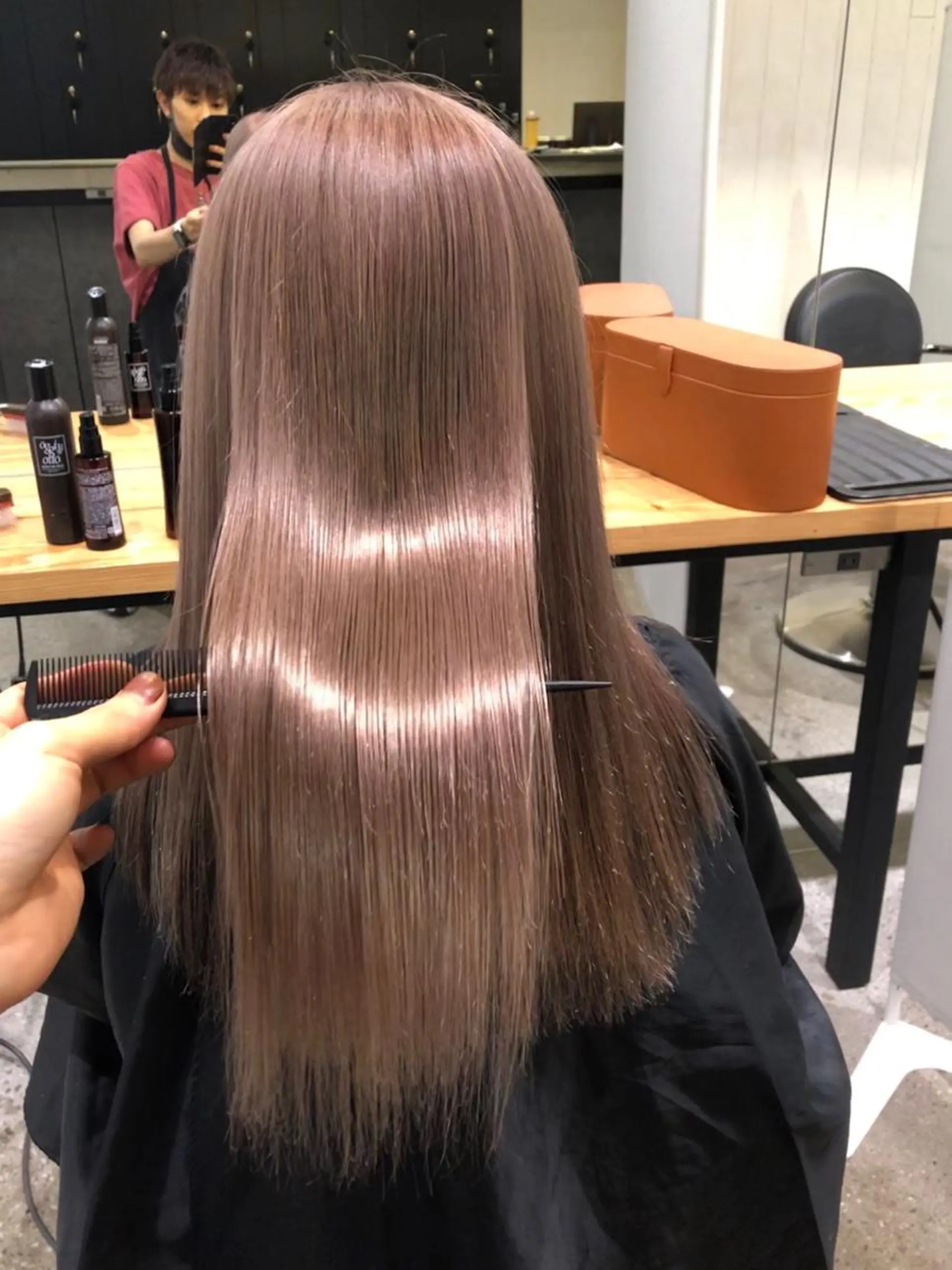 ロング カラー パーマ ヘアアレンジ メンズ キッズ ネイル マツエク・マツパ ベージュカラー ピンクカラー ピンクベージュ カラーマツエク ピンク 🧸ハイトーン🧸 ゆっきー🧸のヘアスタイル