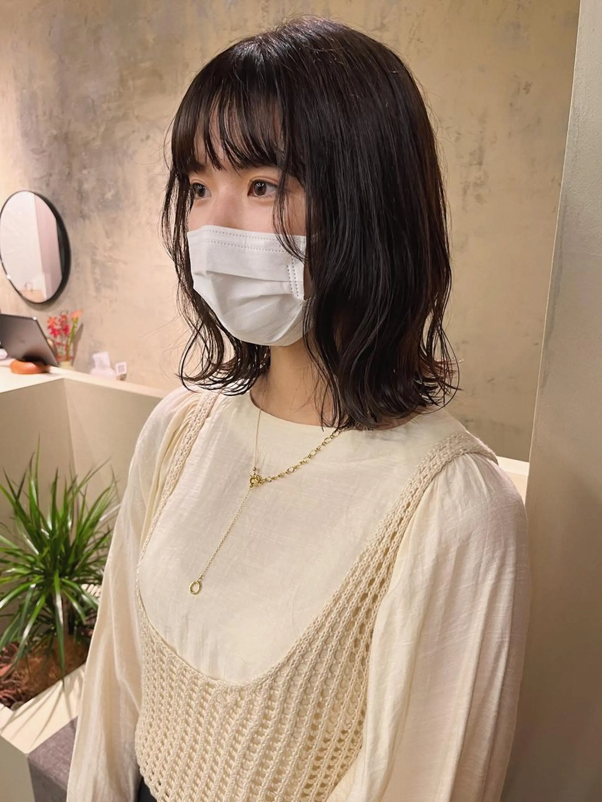 ミディアム カット ヘアカラー 西山 紗耶香🪽 透明感カラー/ボブのヘアスタイル