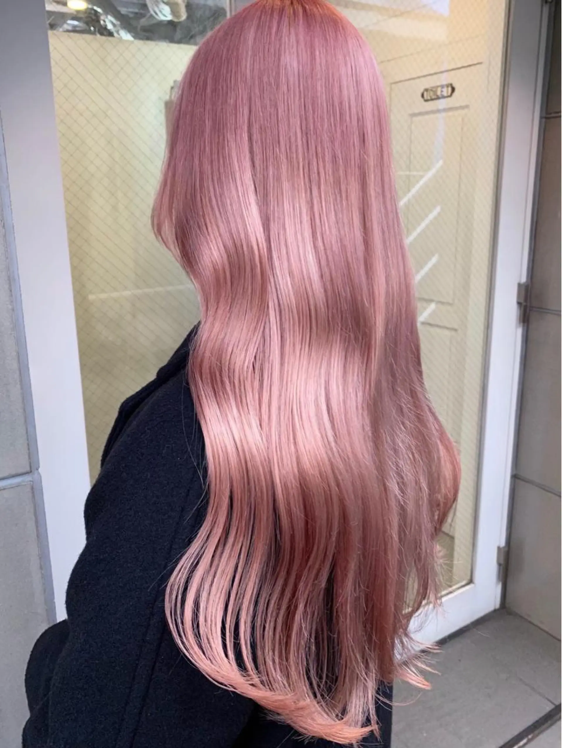 ロング カラー ピンクカラー カット ヘアカラー トリートメント 🧸艶々韓国ヘア 🧁mizunaのヘアスタイル