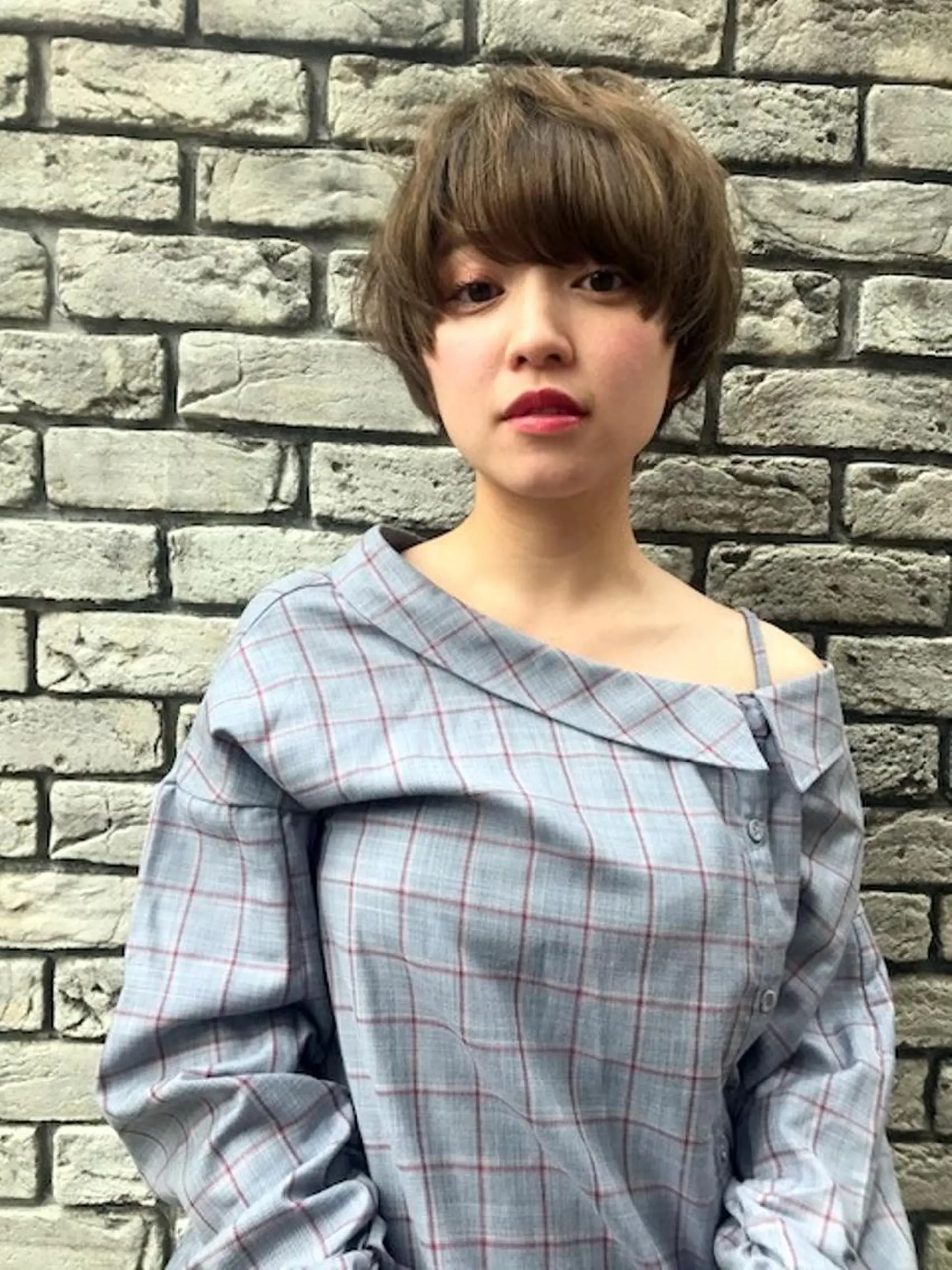 ショート カラー 羽田 ひろむのヘアスタイル
