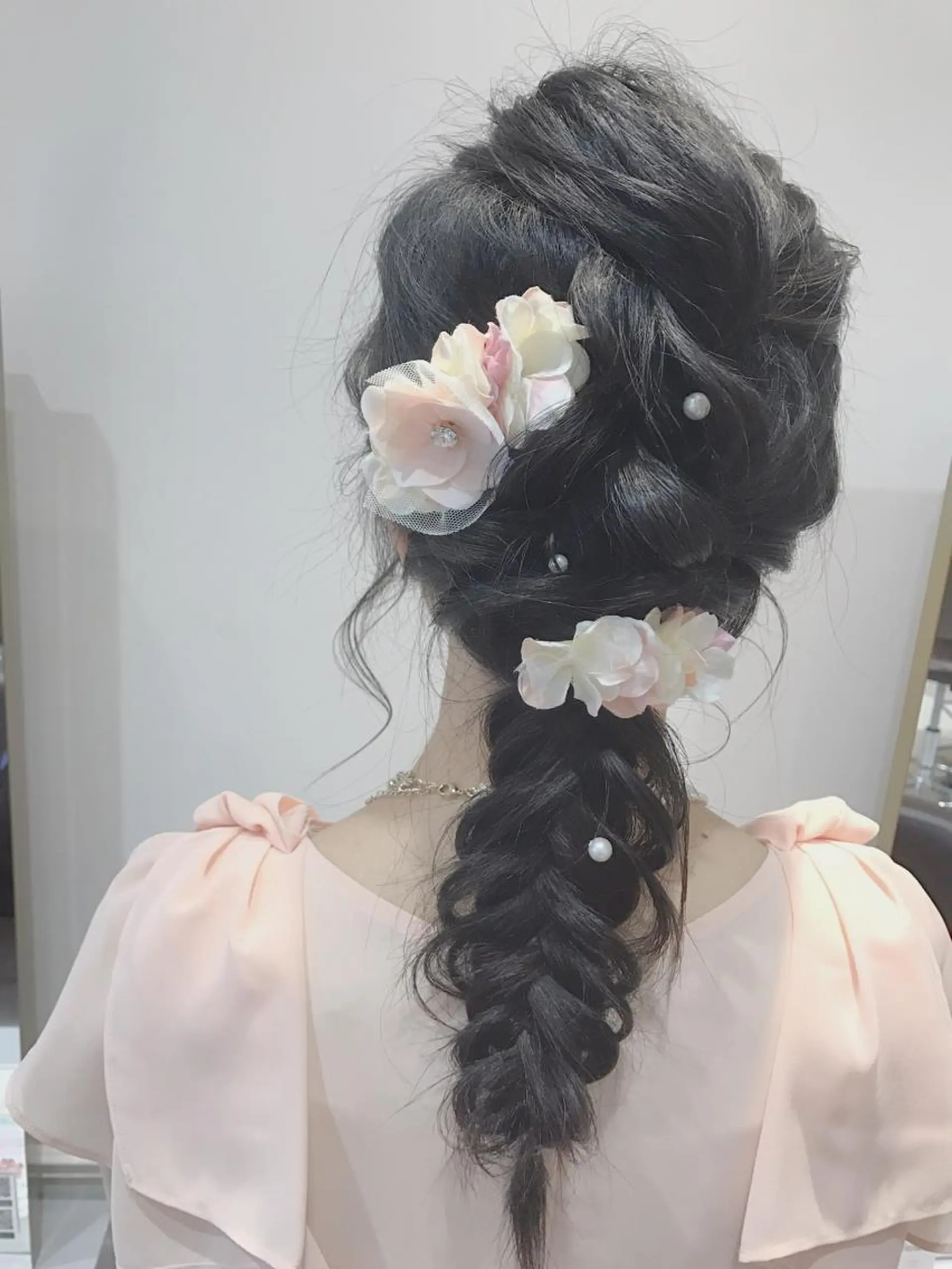 ロング ヘアアレンジ ヤマナカ エリカのヘアスタイル