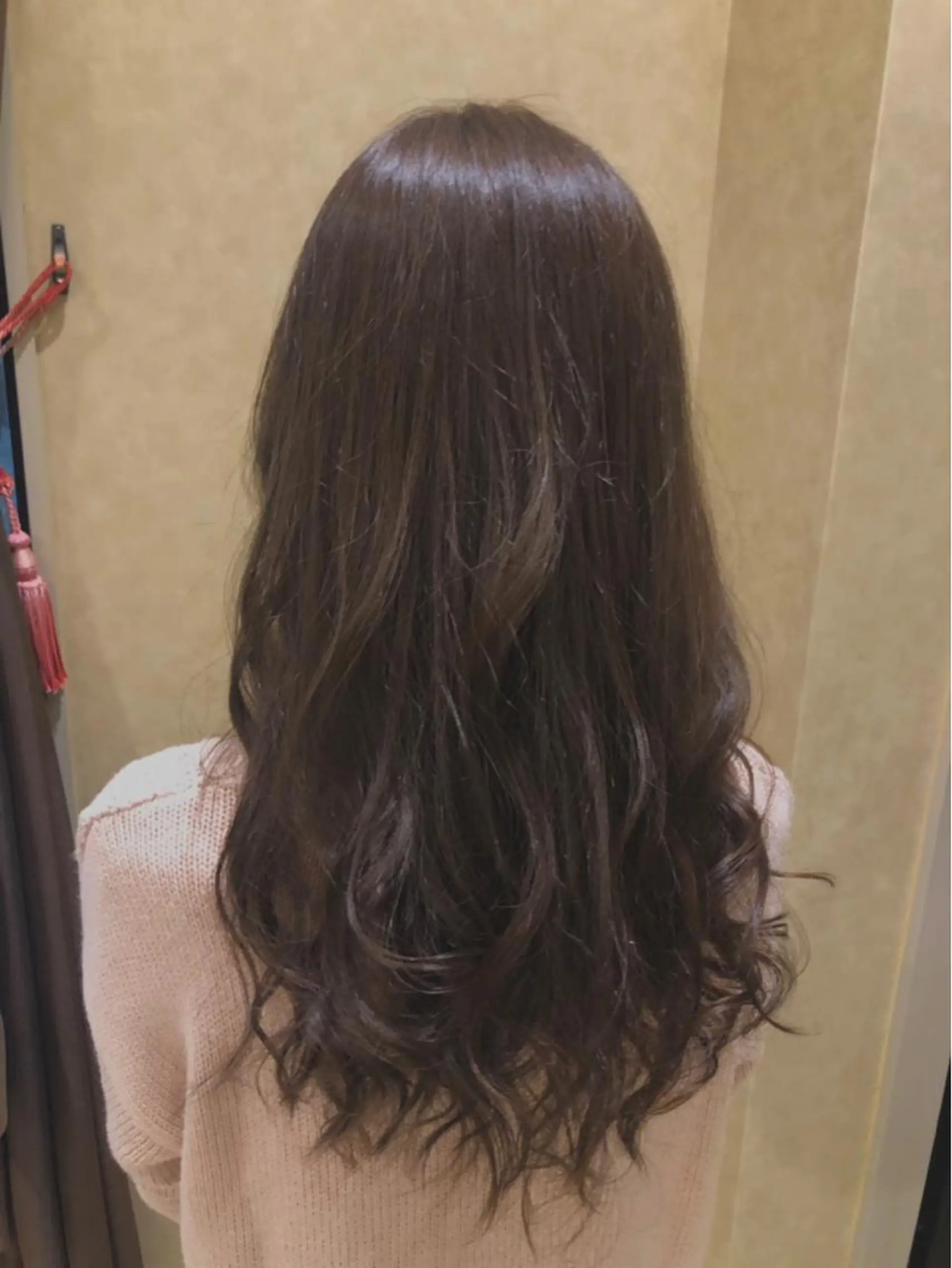 ロング カラー イルミナカラー カワサキ ヒナコのヘアスタイル