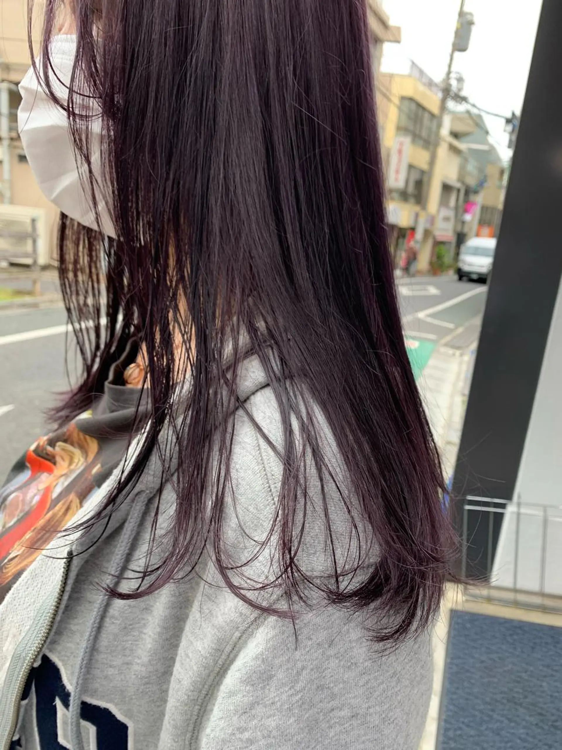 ロング カラー パーマ ヘアアレンジ グレージュ ラベンダーカラー ラベンダーグレージュ ラベンダーグレー ヘアカラー トリートメント パーマ/透明感カラー /ボブ/吉田一生のヘアスタイル
