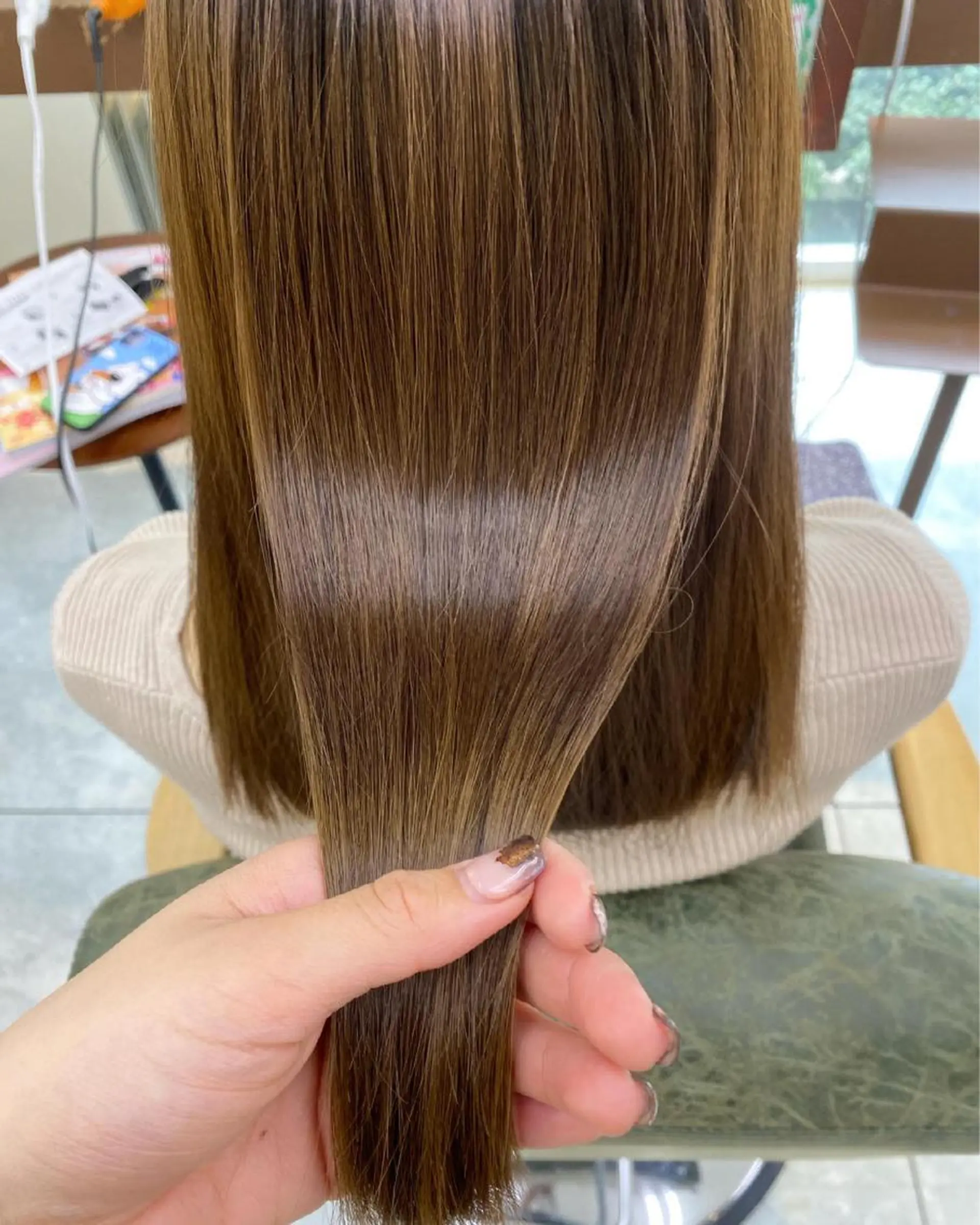 セミロング セミロングパーマ トリートメント Number CHIHIROのヘアスタイル