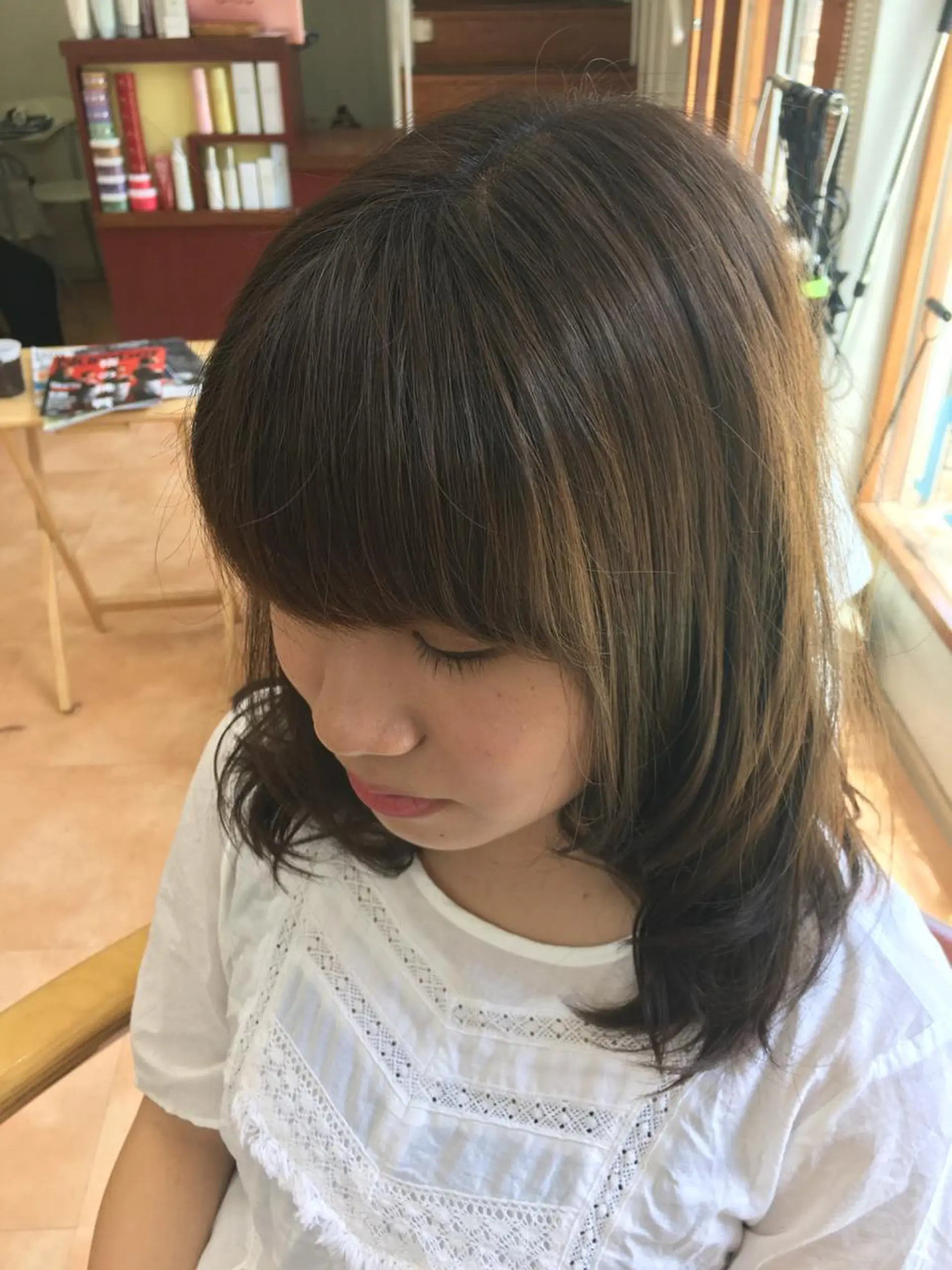 セミロング カット ヘアカラー トリートメント ヘッドスパ ダブルカラー🎉 ハイトーン🎉スドウのヘアスタイル