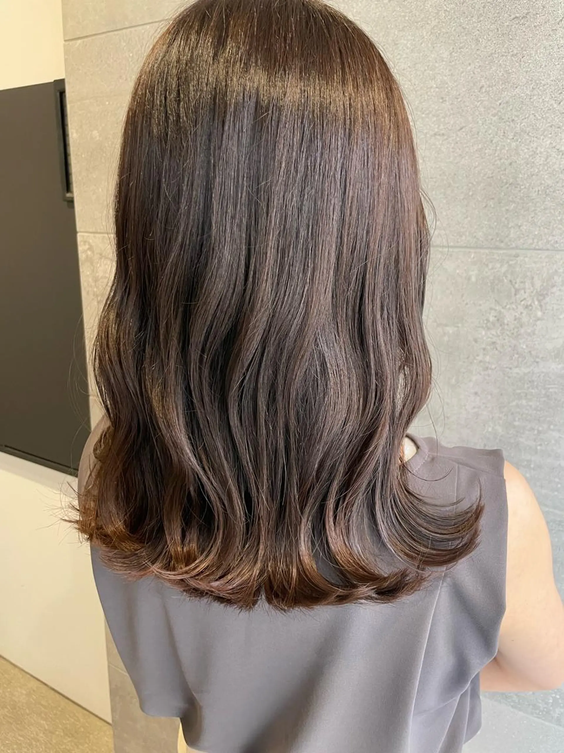 セミロング カット 縮毛矯正 トリートメント times salon所属・ショートと髪質改善 達人⭐️村上将梧のヘアスタイル