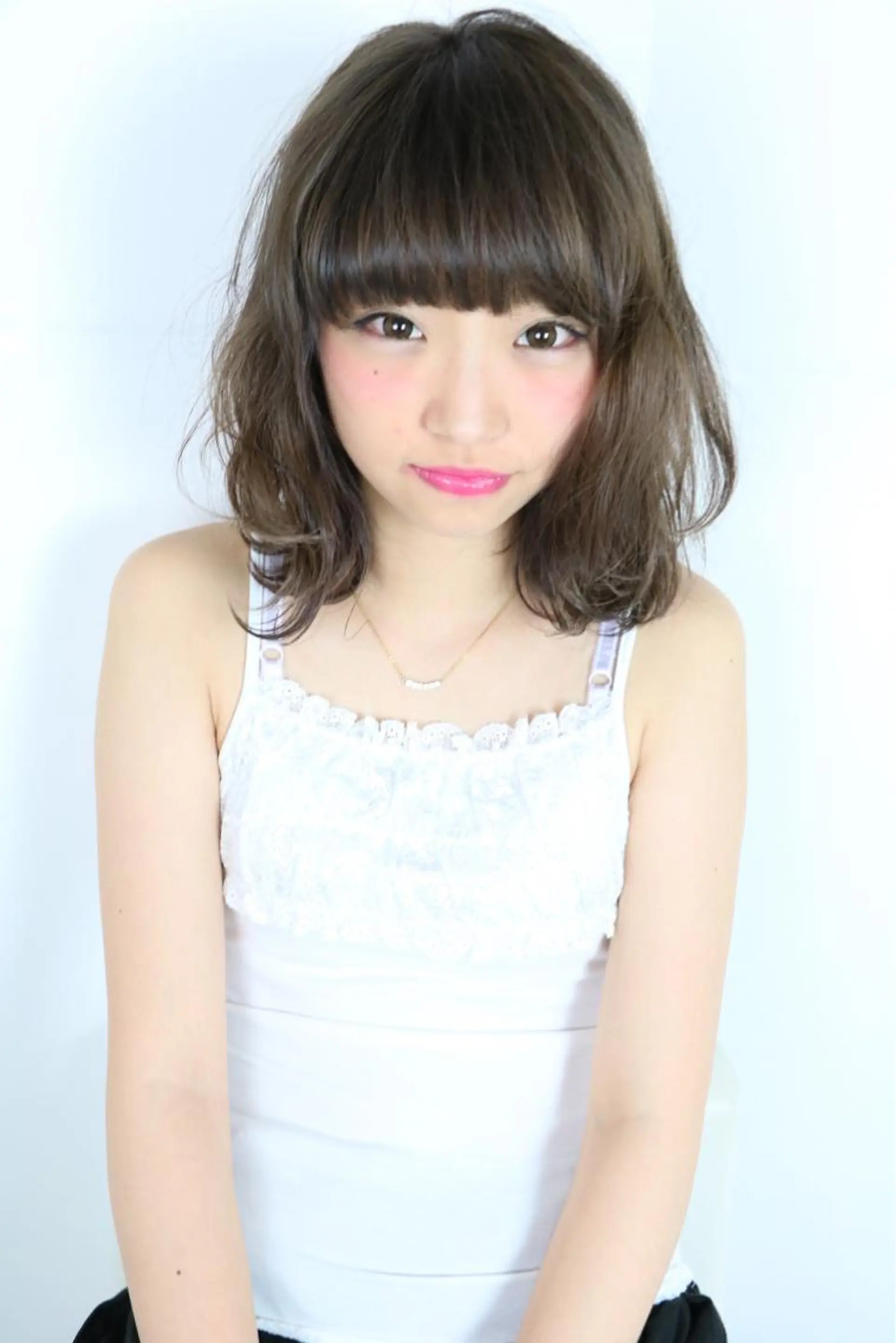 ミディアム カラー パーマ アッシュ ハイトーン特化🤍 浦住のヘアスタイル