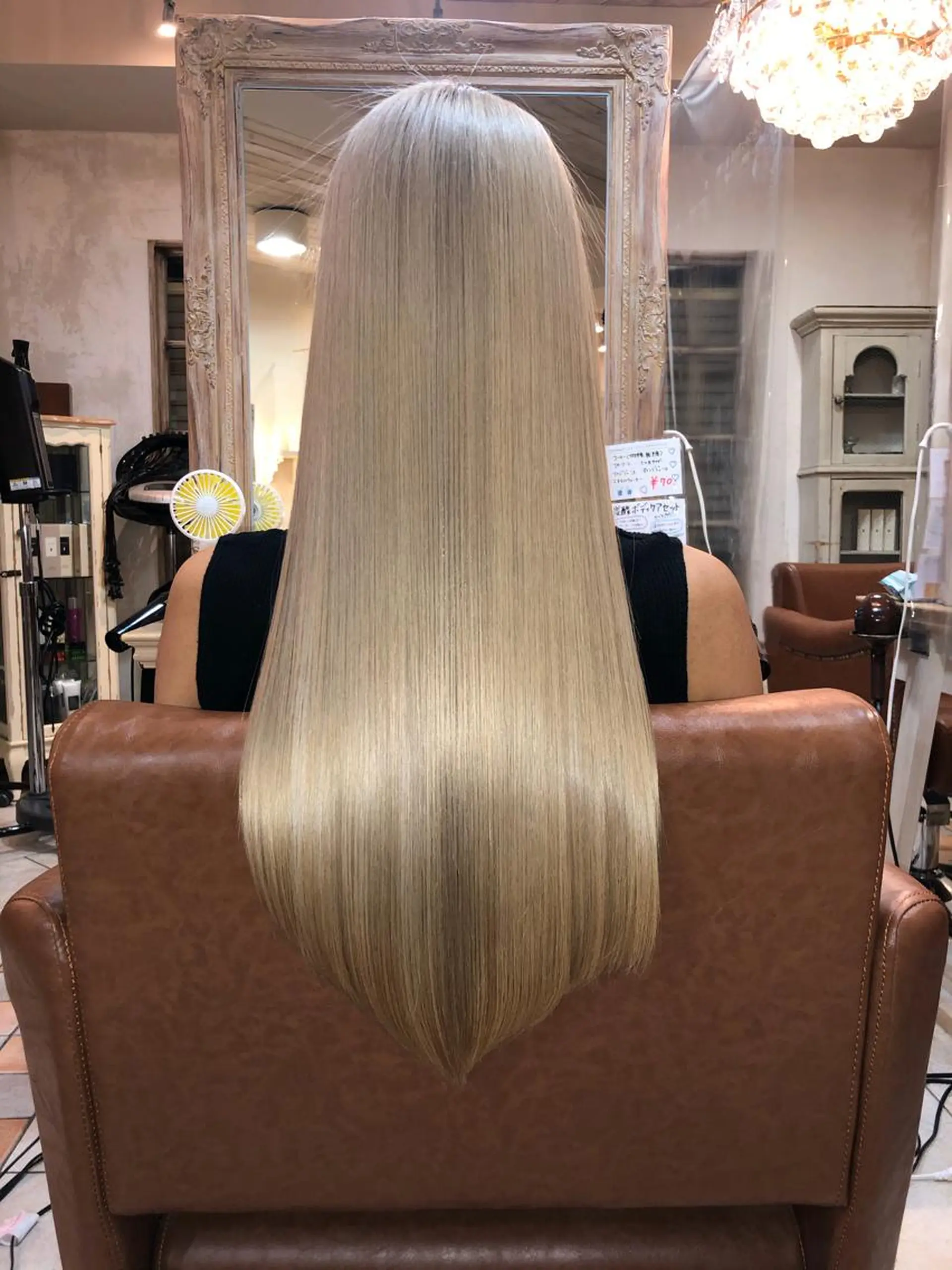 ロング カラー ハイトーンカラー 髪質改善 トリートメント 前平 友慈のヘアスタイル