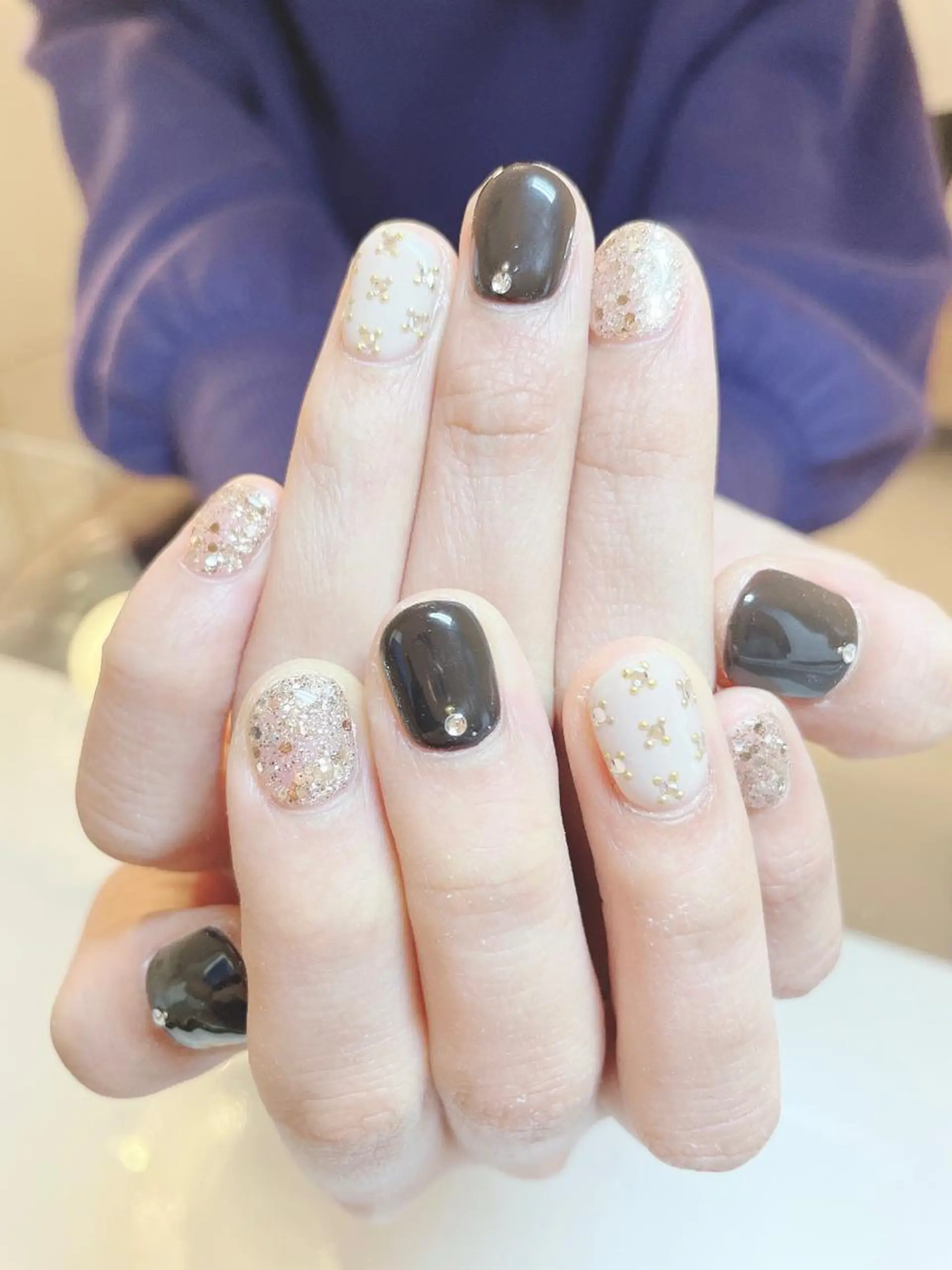 ネイル キラキラネイル ハンドネイル Nail room Lunaのネイルデザイン