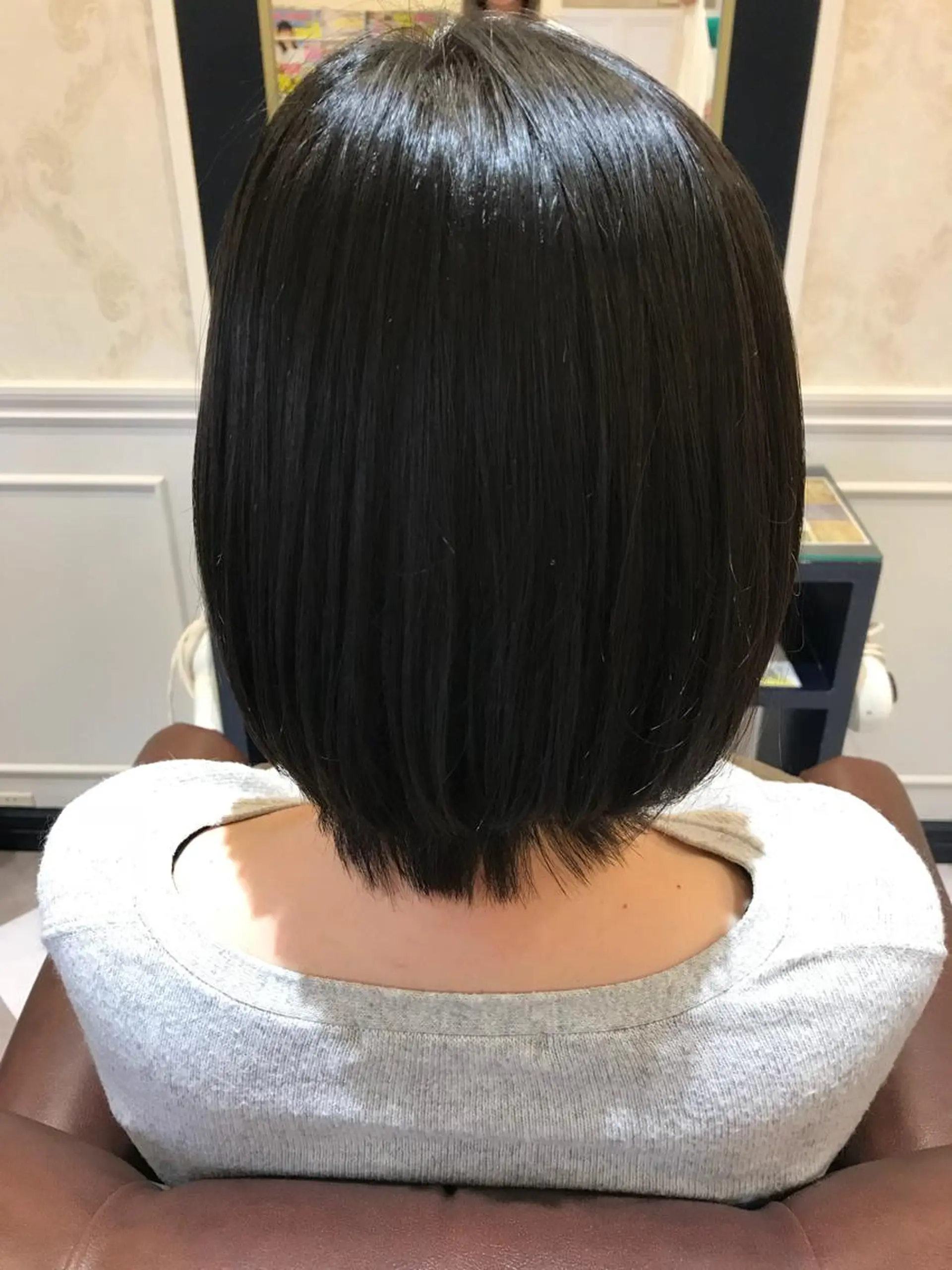 ショート LOUVRE totalbeautysalon西大寺店所属・粟田 めぐみのヘアスタイル