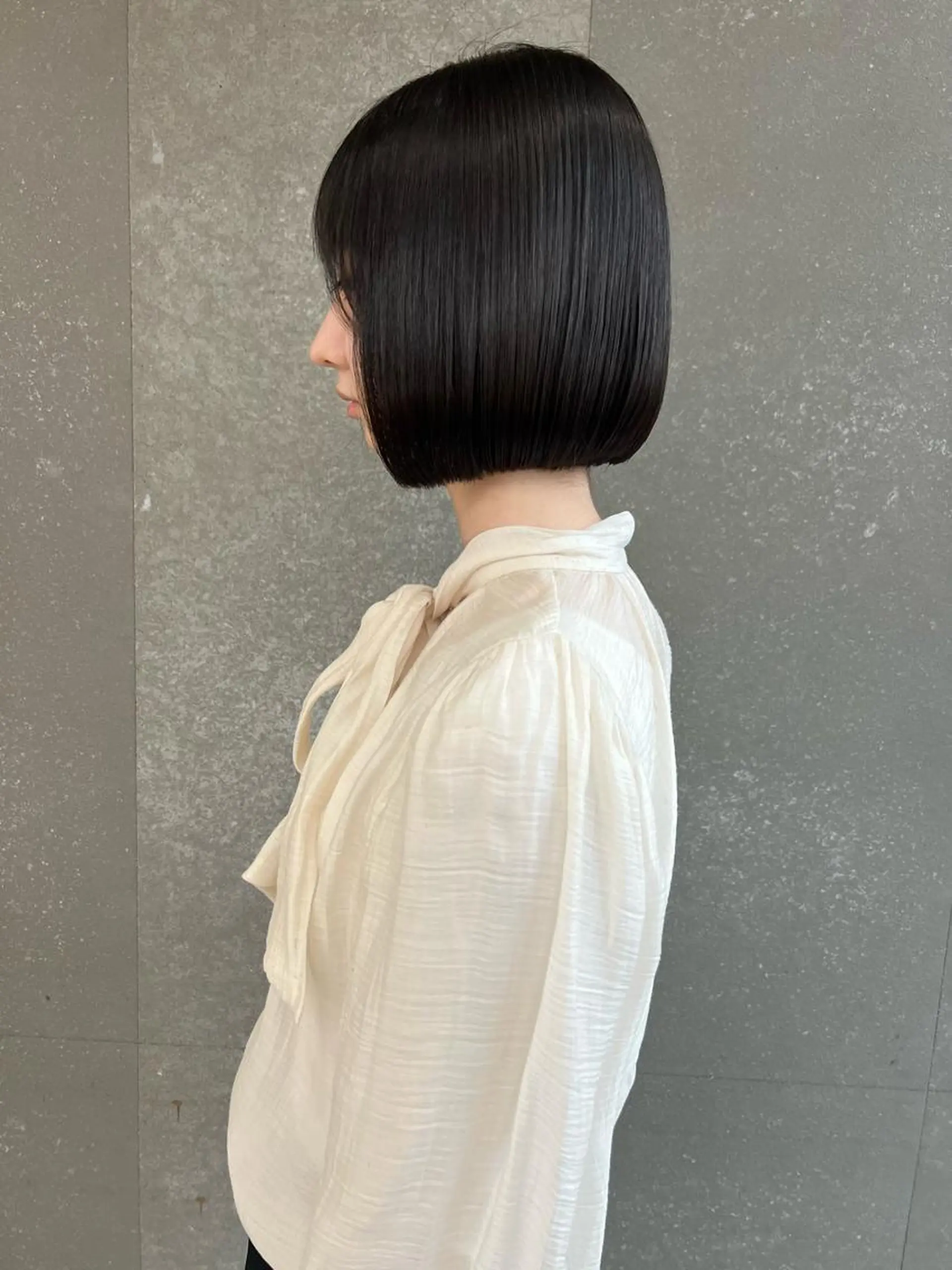 ショート カラー 切りっぱなしボブ ショートボブ ハンサムショート ベリーショート ボブ ボブ×縮毛矯正× 髪質改善/三ツ木一生のヘアスタイル