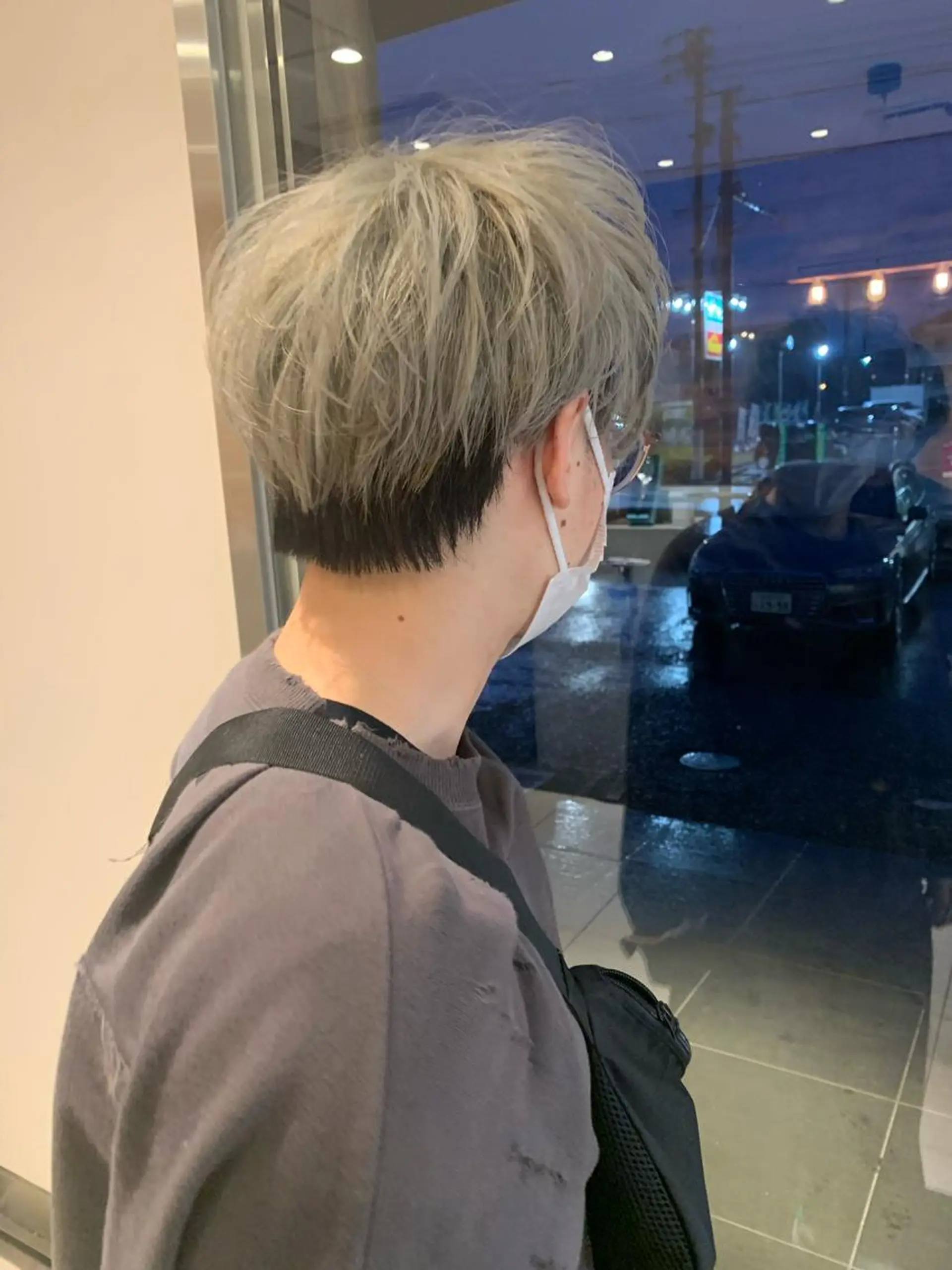 カラー 青柳 有咲のヘアスタイル