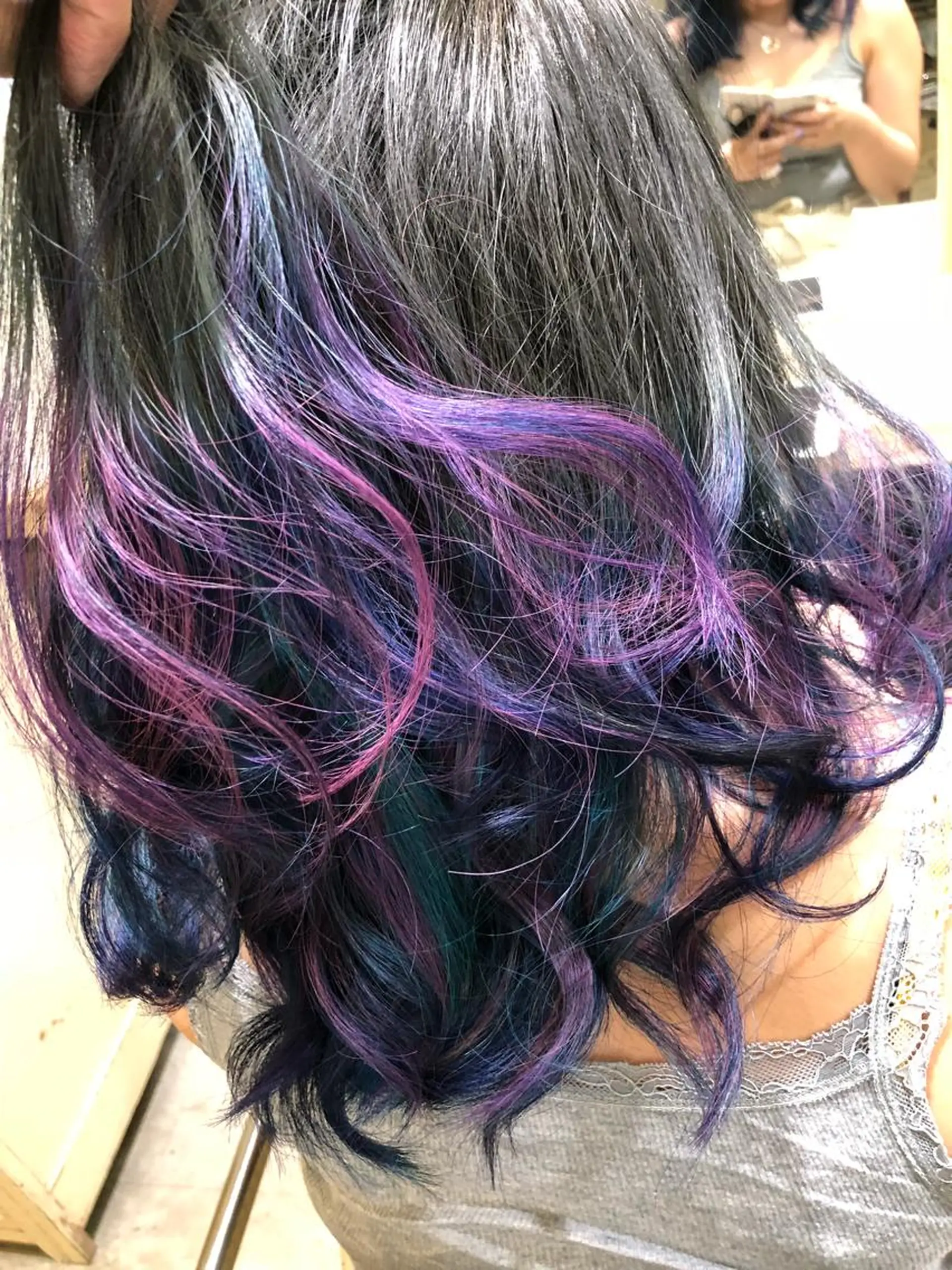 セミロング カラー ユニコーンカラー 舘野 太嘉宏のヘアスタイル