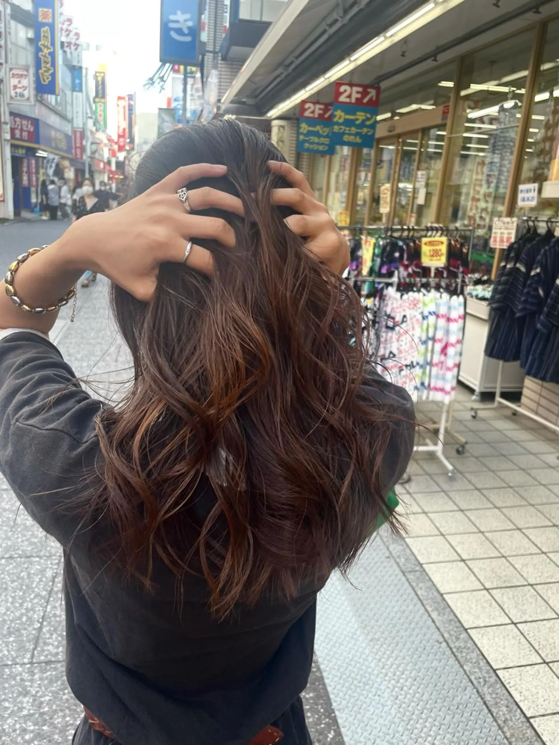 ロング 外国人風カラー レイヤーカット 🌺大口涼子🌺のヘアスタイル