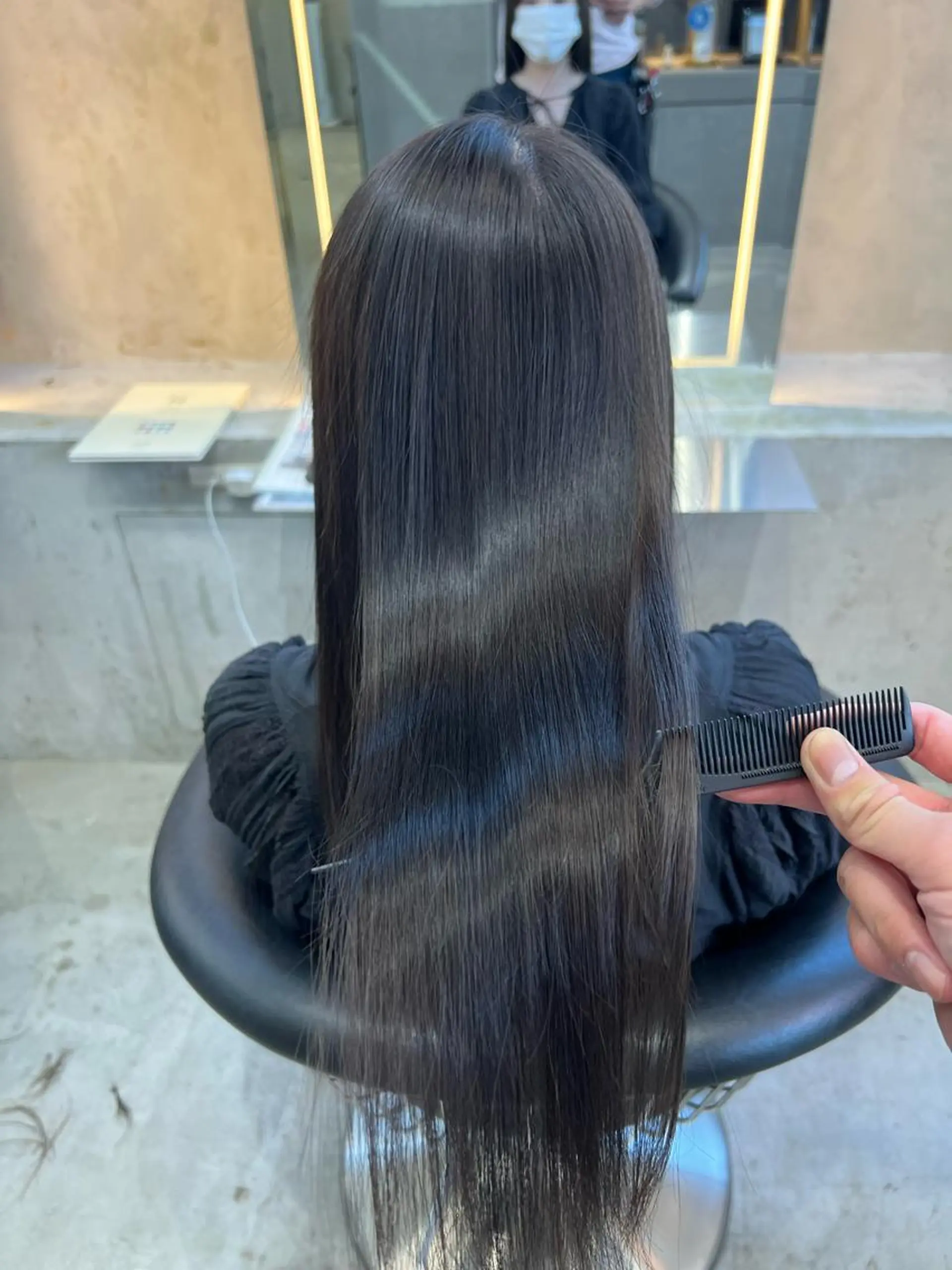 セミロング カット 縮毛矯正 トリートメント ヘアセット 艶透明感カラー/ 髪質改善/三ツ木一生のヘアスタイル