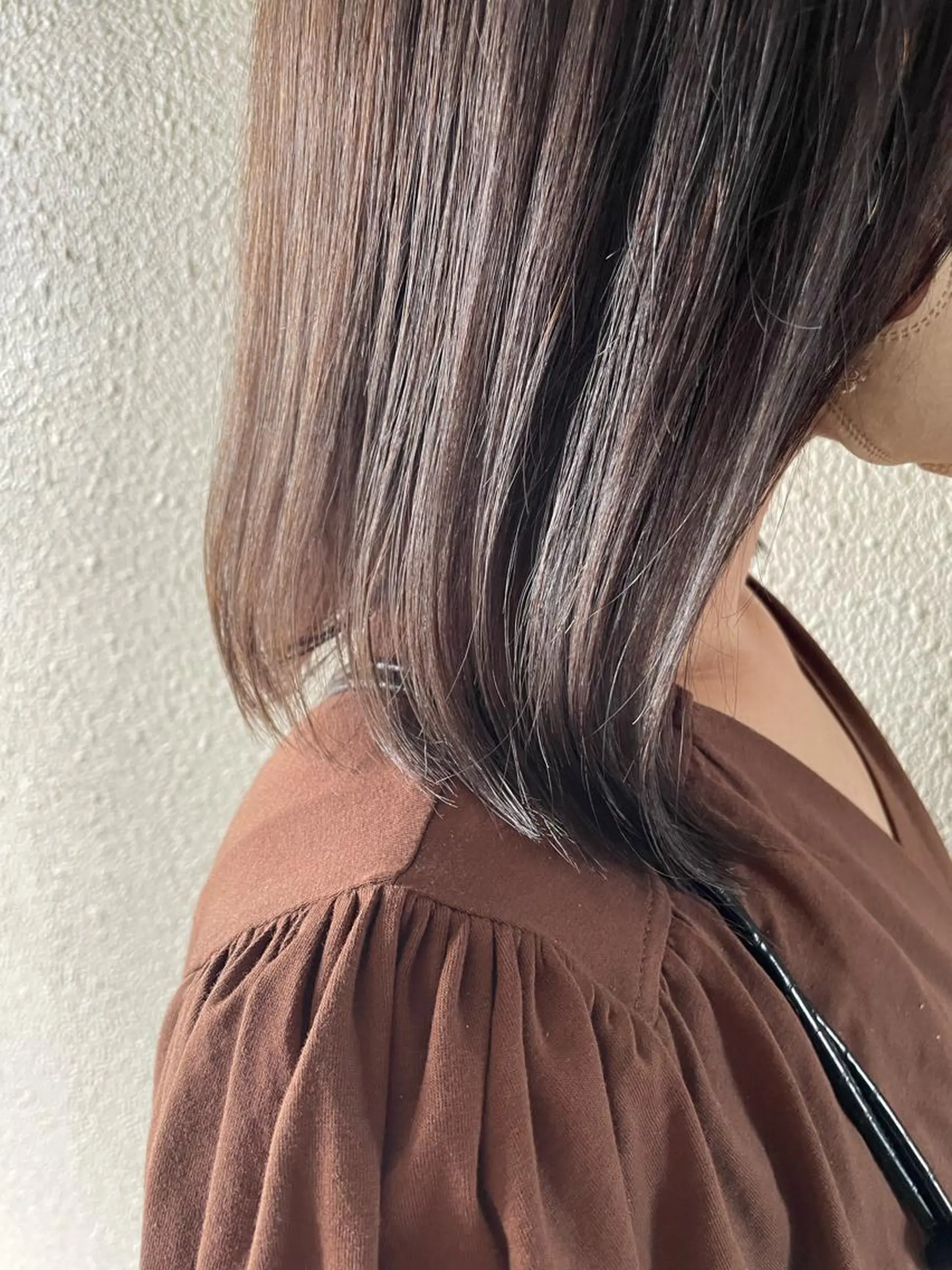 ミディアム カラー グレージュ サダハルカ ｜chouetteのヘアスタイル