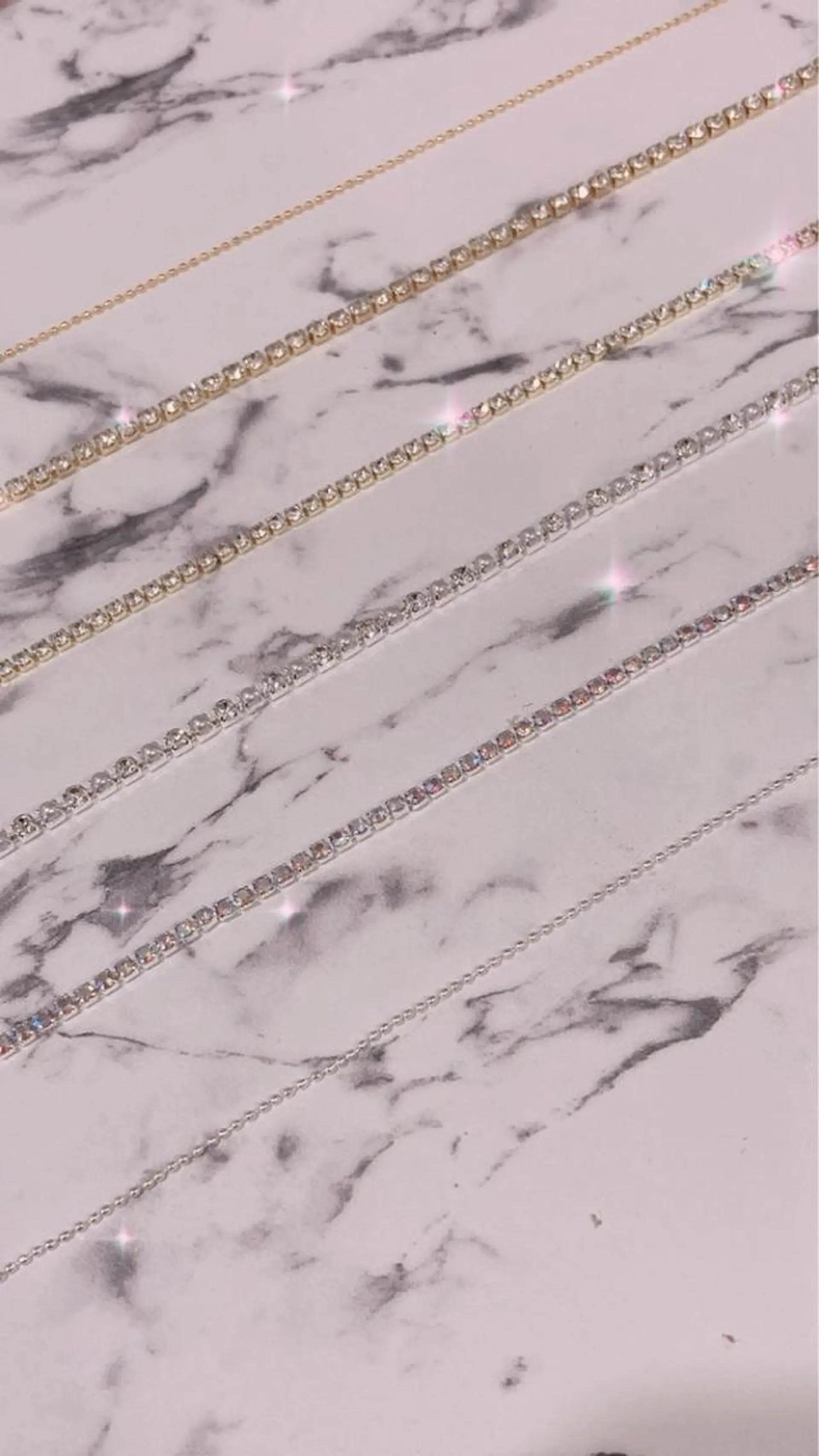 ネイル ゴージャス キラキラネイル 韓国ネイル ストーンネイル ハンドネイル Salon Ｋのネイルデザイン