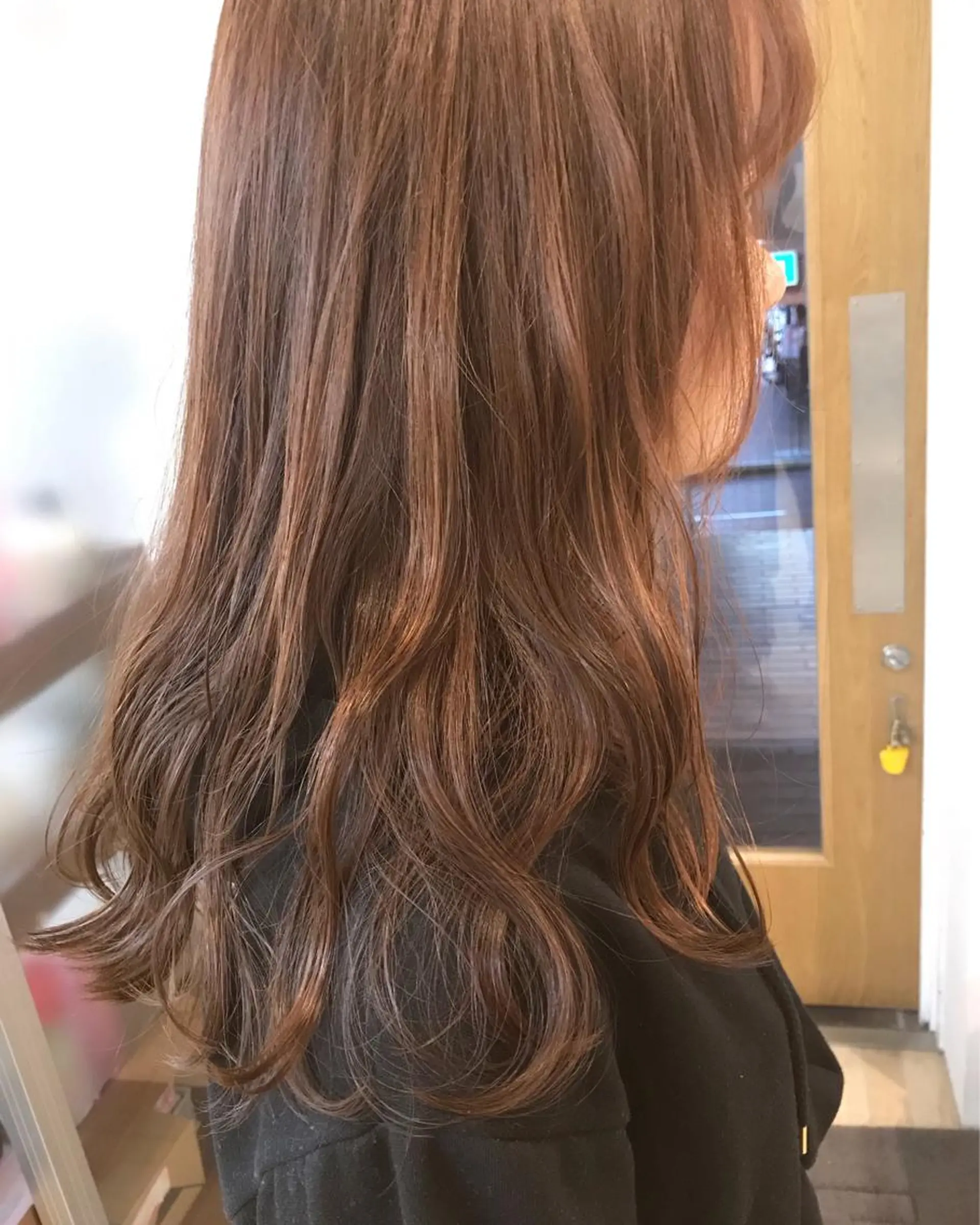 ロング カラー ベージュカラー オレンジ オレンジベージュ Click所属・クニモトハルナ ボブ/柔らかカラーのヘアスタイル