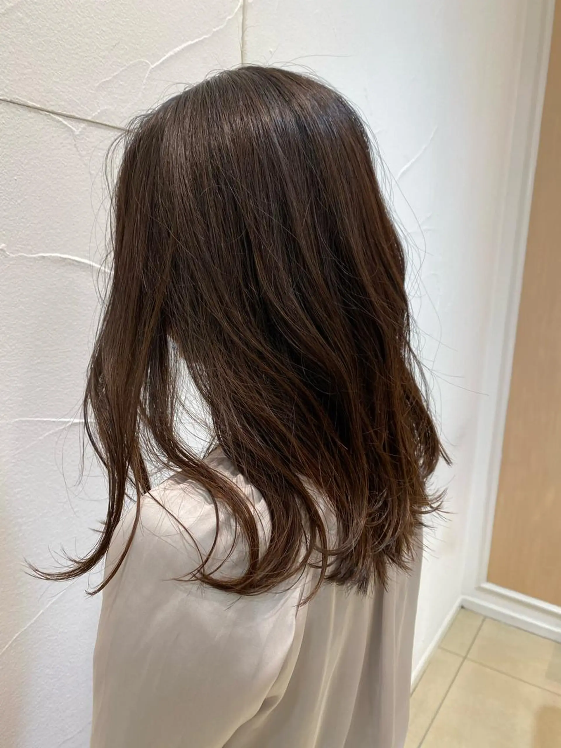 セミロング カラー メンズ特化型美容師 栗山勇人のヘアスタイル