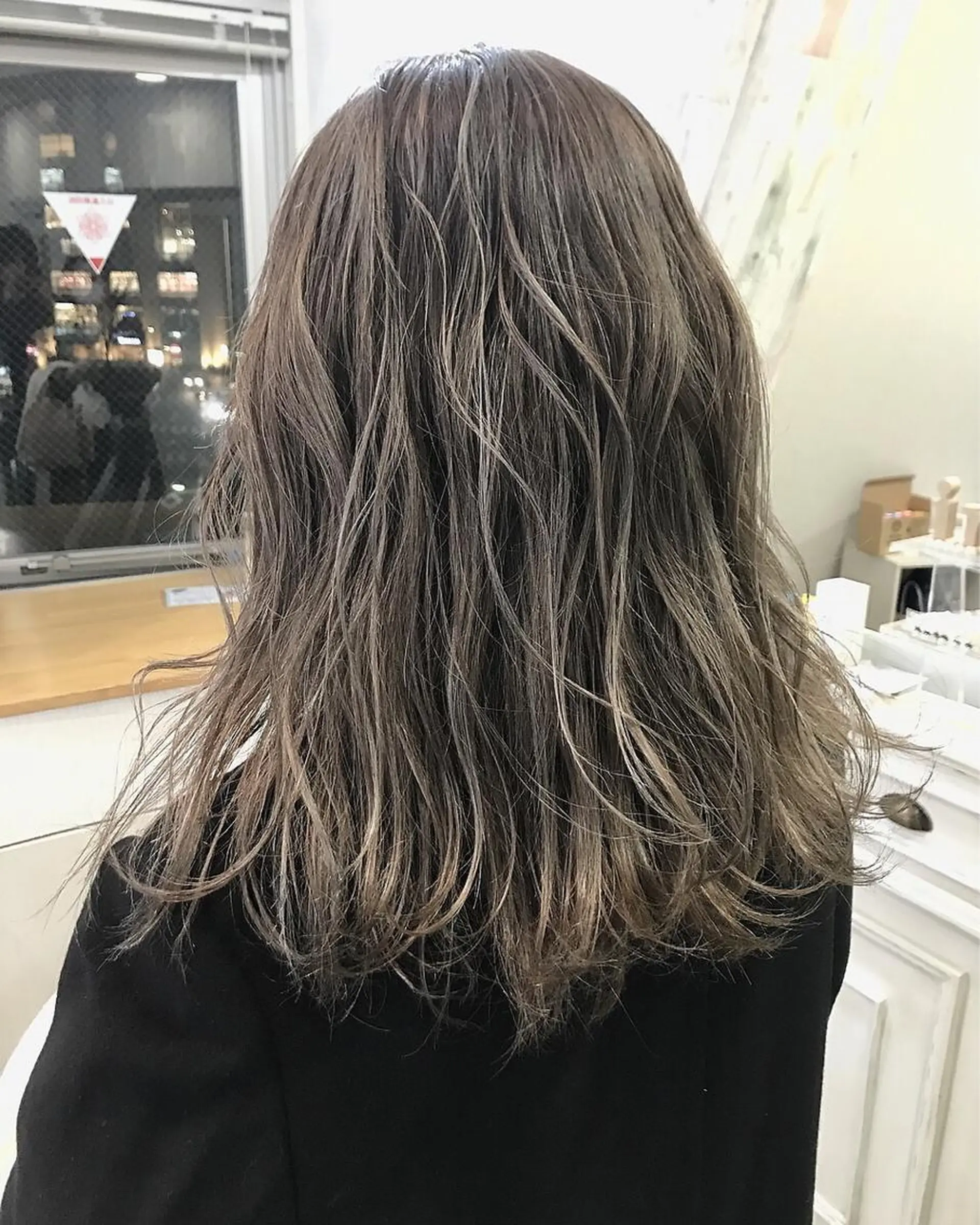 ミディアム 前髪カット無料🎉 髪質改善✨影山湧市のヘアスタイル