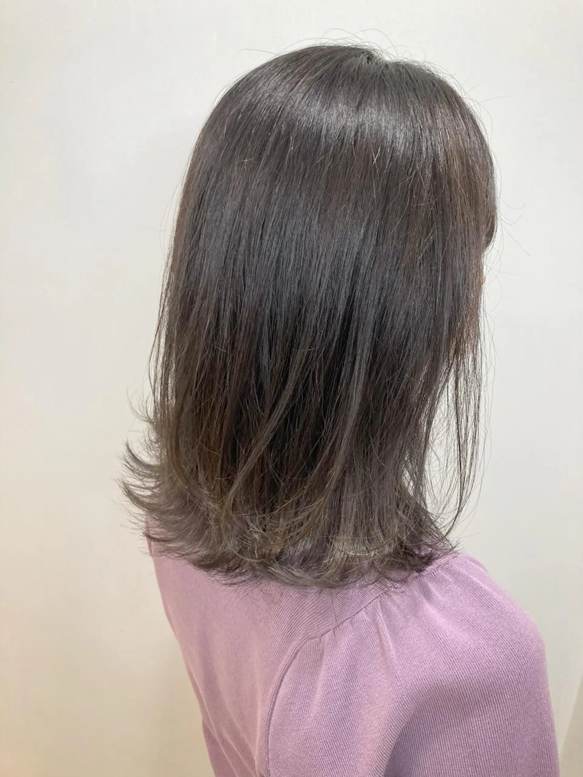 セミロング レイヤーカット ヘアカラー 永井 大希のヘアスタイル