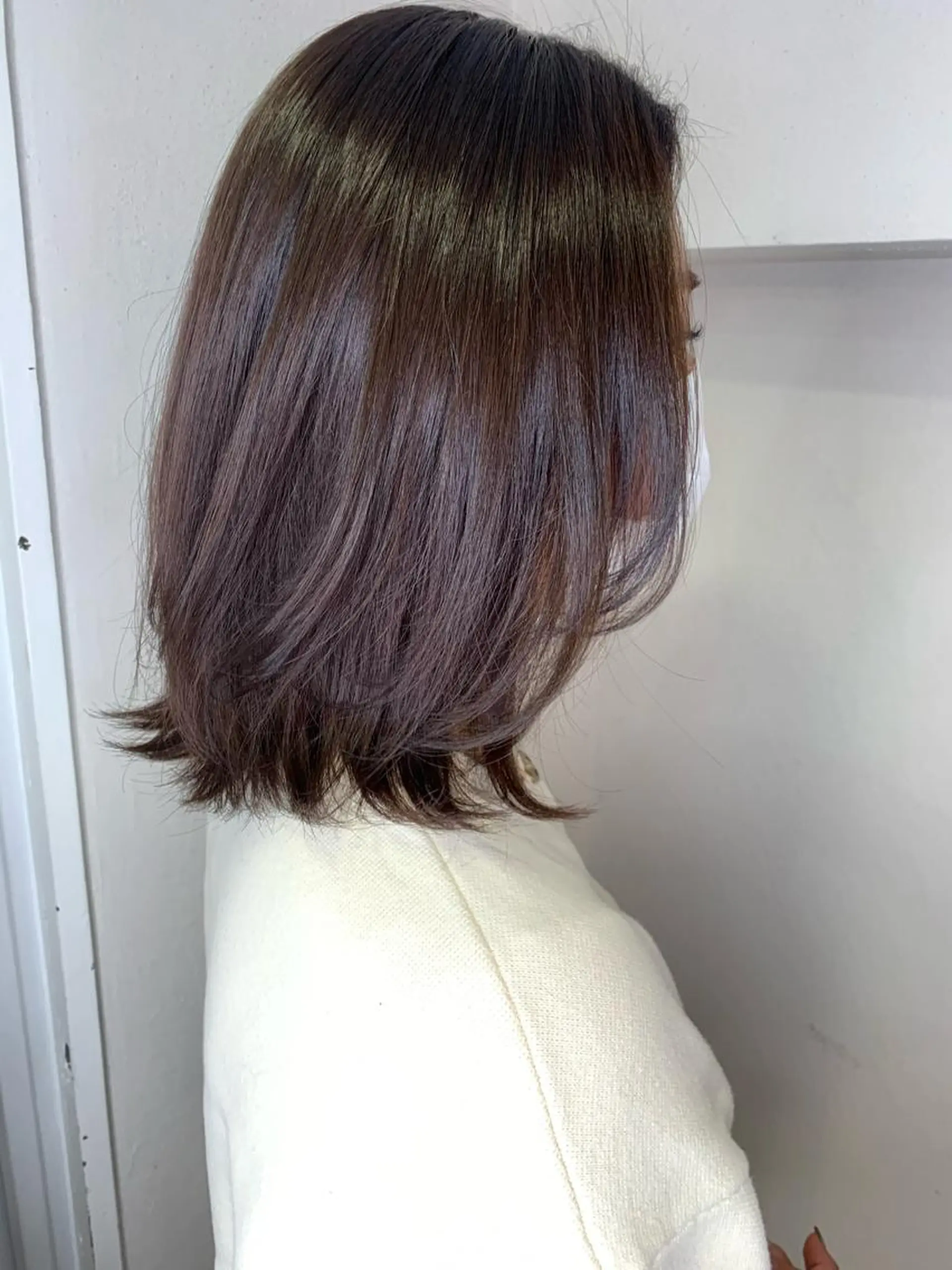 カラー レイヤーカット、 大人可愛い　中村美羅のヘアスタイル