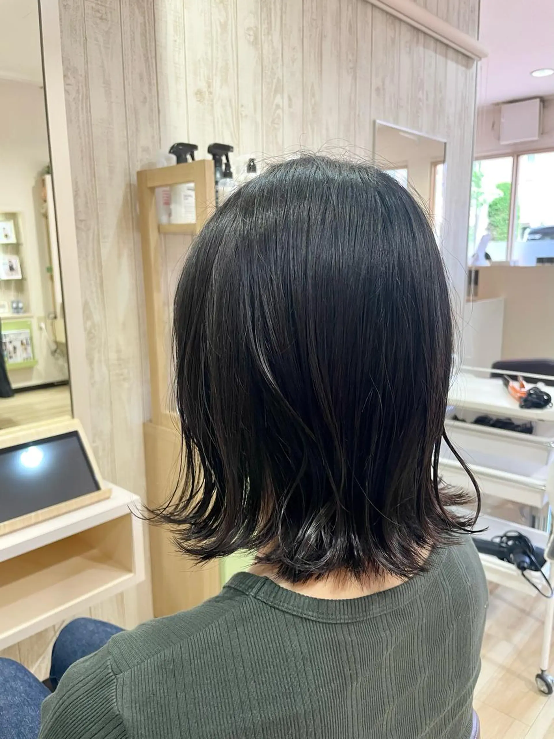 ミディアム 🍎佐藤 成美🍎のヘアスタイル