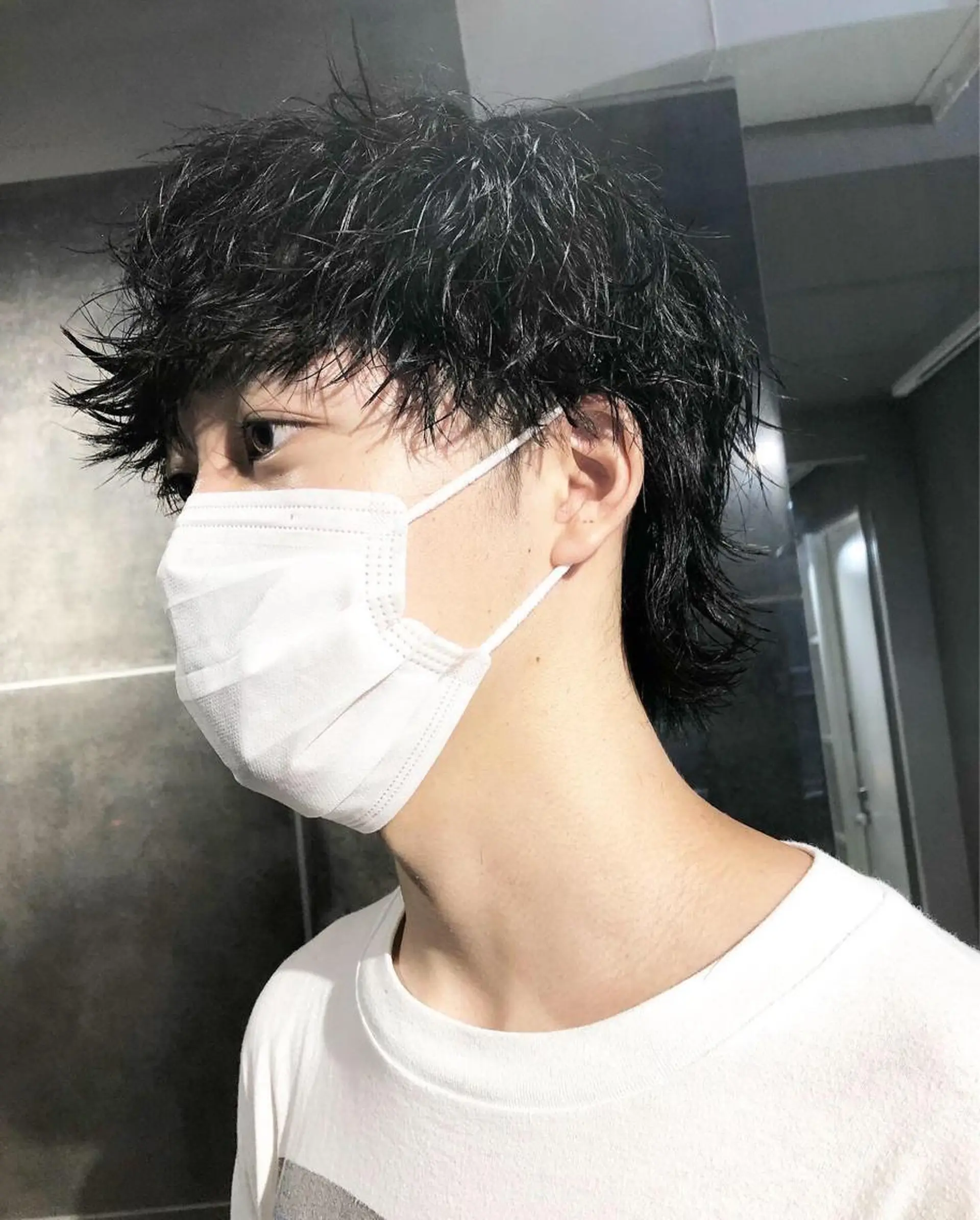 パーマ ヘアアレンジ メンズ メンズパーマ 波巻きパーマ メンズウルフカット ウルフカット カット パーマ トリートメント ヘアセット ainico+所属・メンズ特化✂️栗原 侑也のヘアスタイル