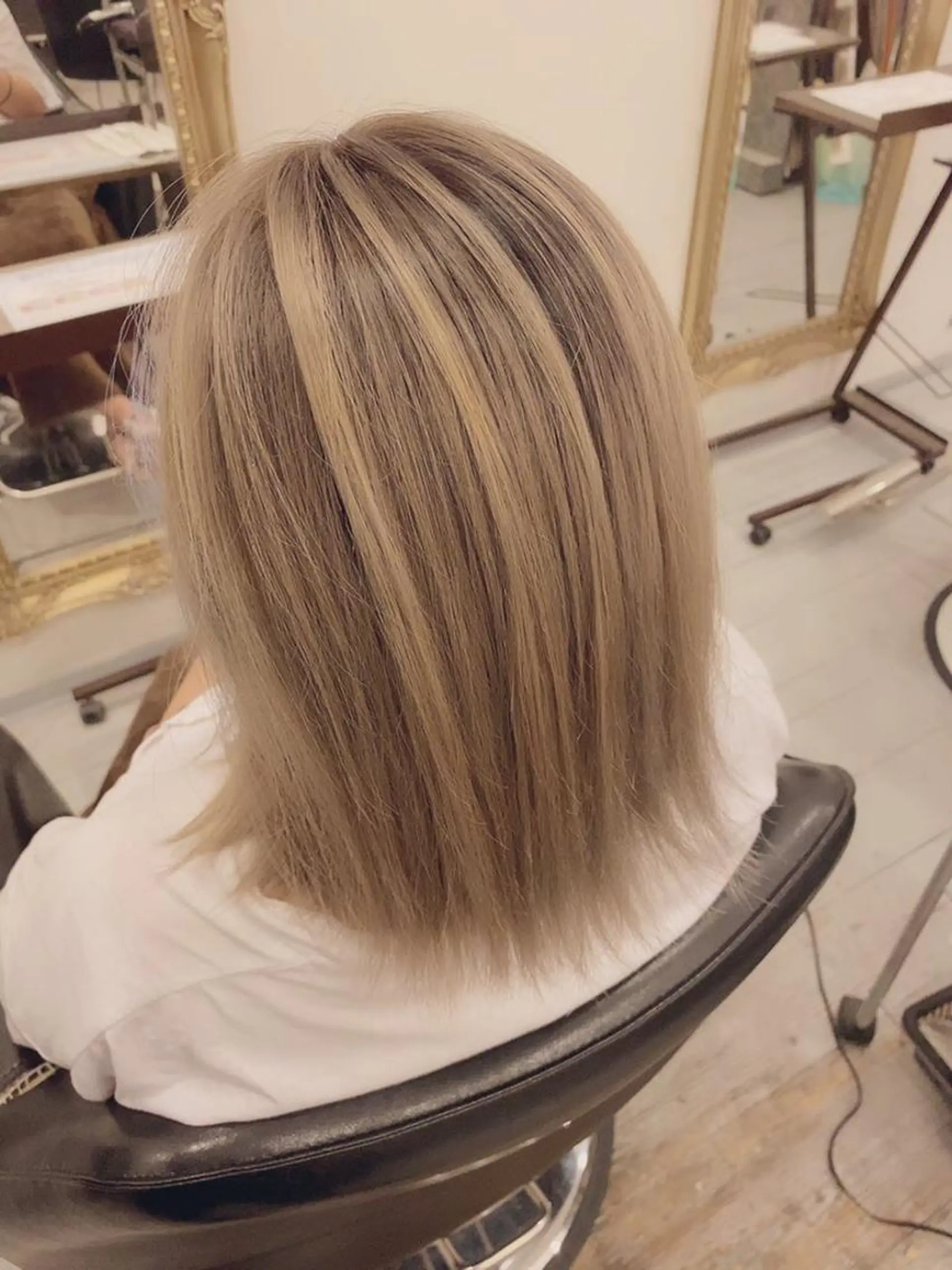 セミロング カラー ヘアカラー トリートメント 💎JADE GRACE💎のヘアスタイル