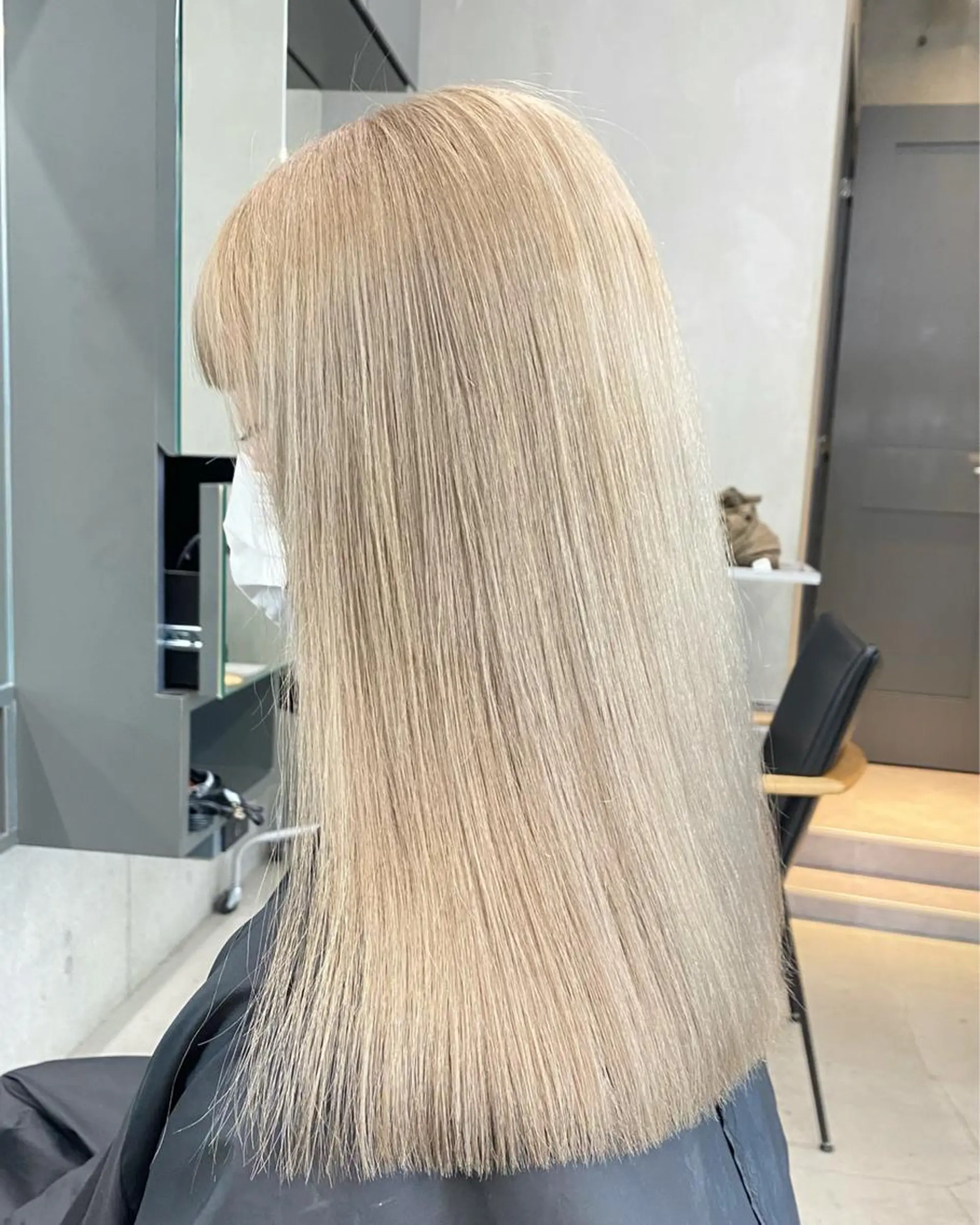 セミロング カラー ブリーチ レイヤー/柔色 カラー/SAkiのヘアスタイル