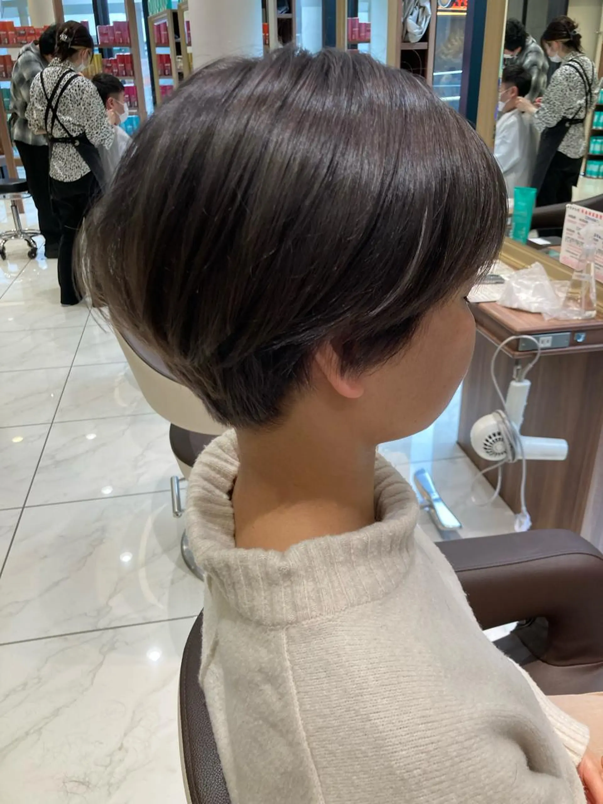 ショート ショートヘア カット 縮毛矯正 髪質改善 阪口 雄佑のヘアスタイル