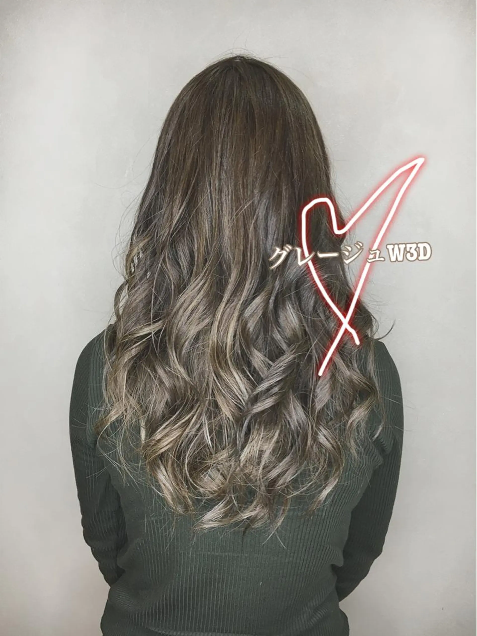 セミロング 3Dハイライト ハイライト カット ヘアカラー トリートメント トップスタイリスト 江口 稜亮のヘアスタイル