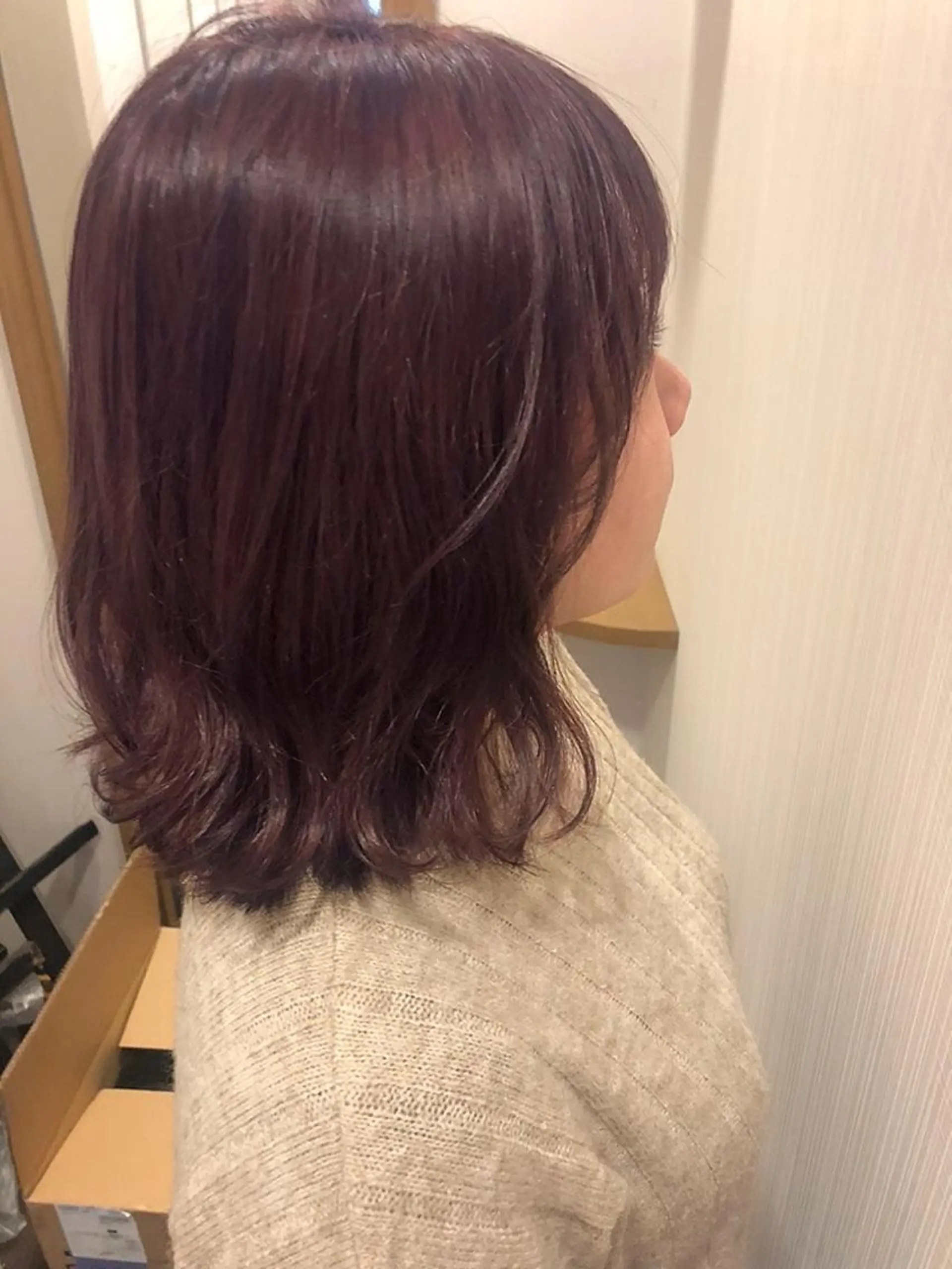 ミディアム カラー パープルカラー ヘアカラー トリートメント 新井 友菜のヘアスタイル