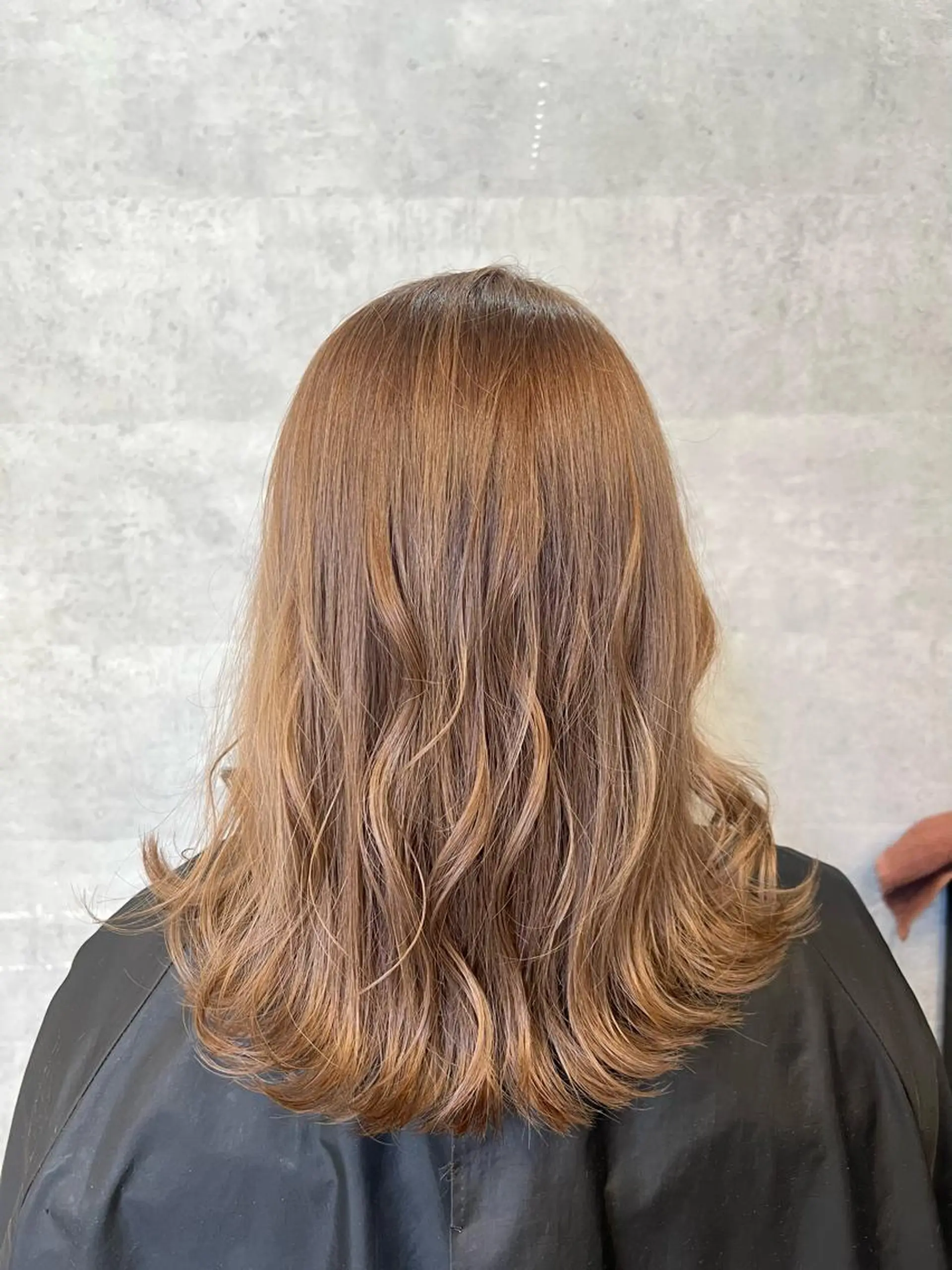 ミディアム 難波/ハイトーン 🦋AOI🦋のヘアスタイル