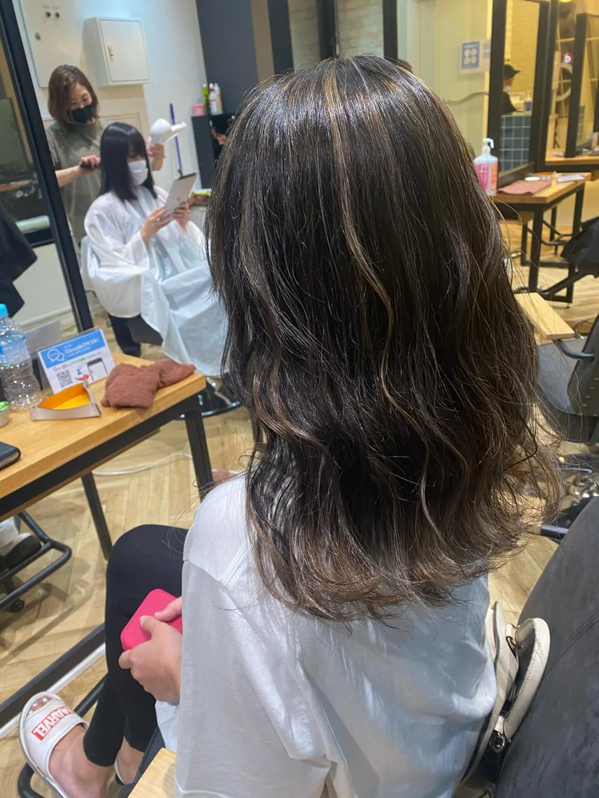 セミロング カラー YUNA ユウナのヘアスタイル