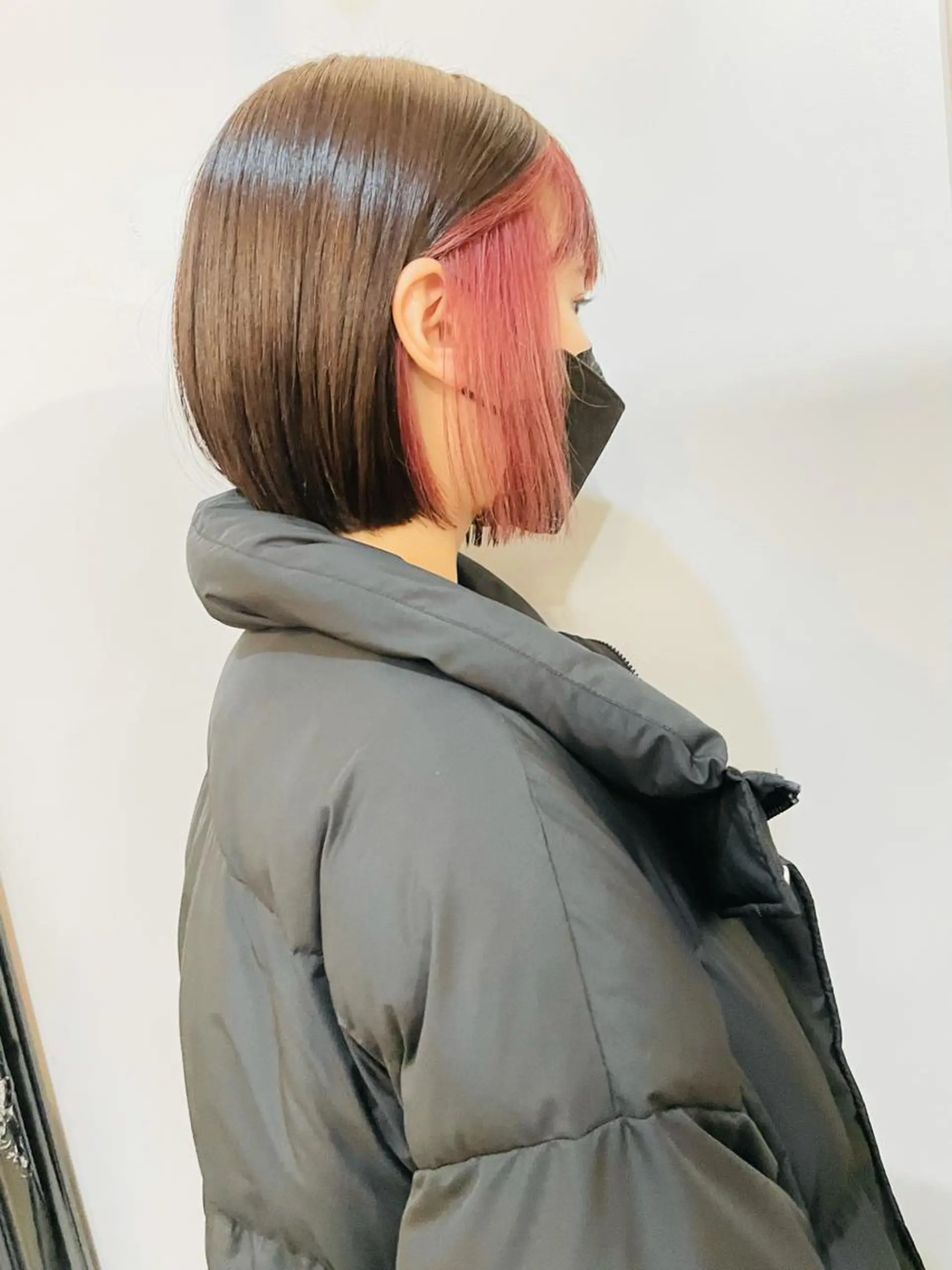 ショート カラー 切りっぱなしボブ ショートボブ ハンサムショート 丸みショート イヤリングカラー カット ヘアカラー トリートメント ショートボブ縮毛矯正 髪質改善のプロ山道潤のヘアスタイル