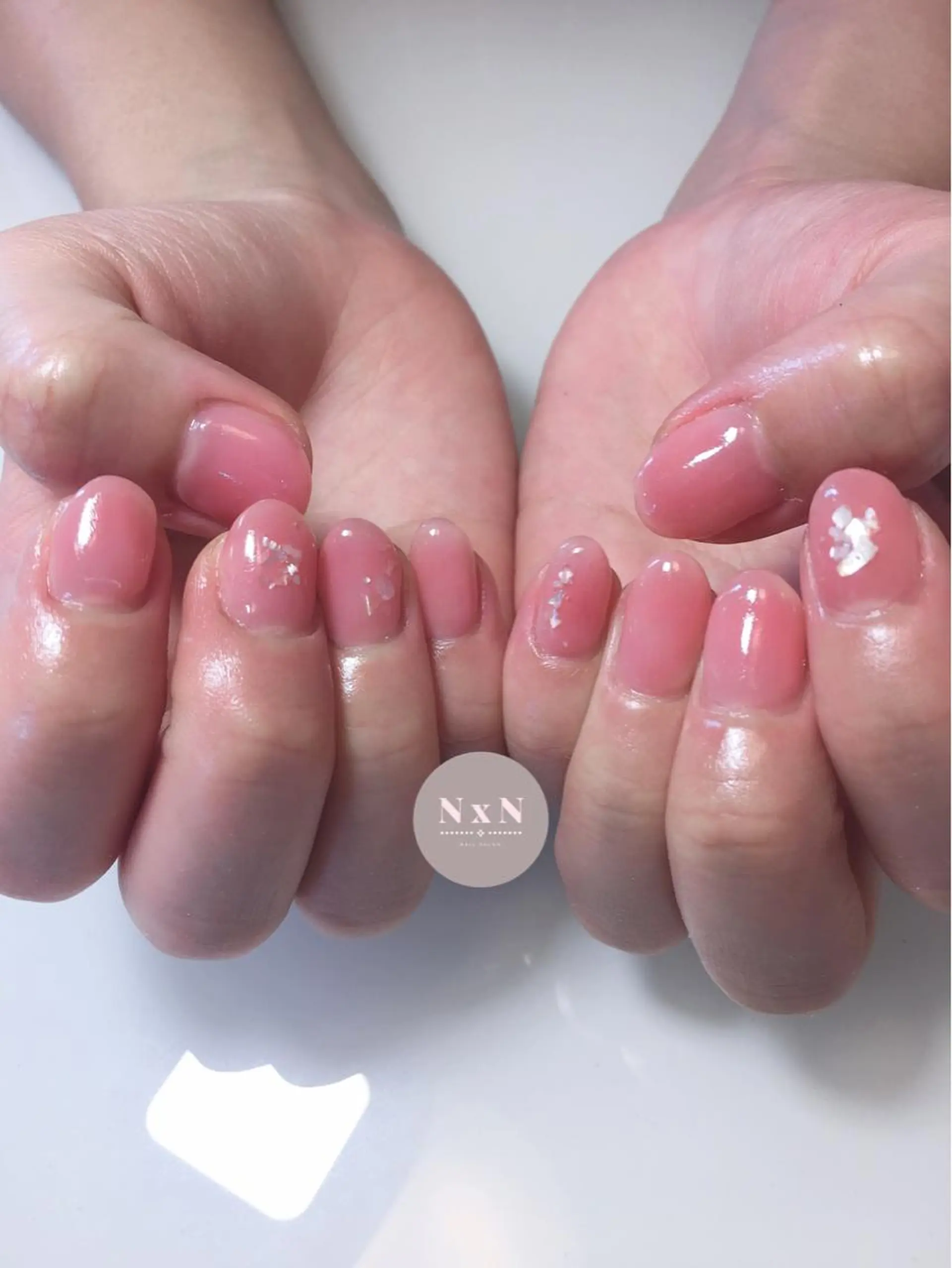 ネイル ジェルネイル オフィスネイル ピンク ぷっくりネイル シンプルネイル ハンドネイル nail salon N×Nのネイルデザイン