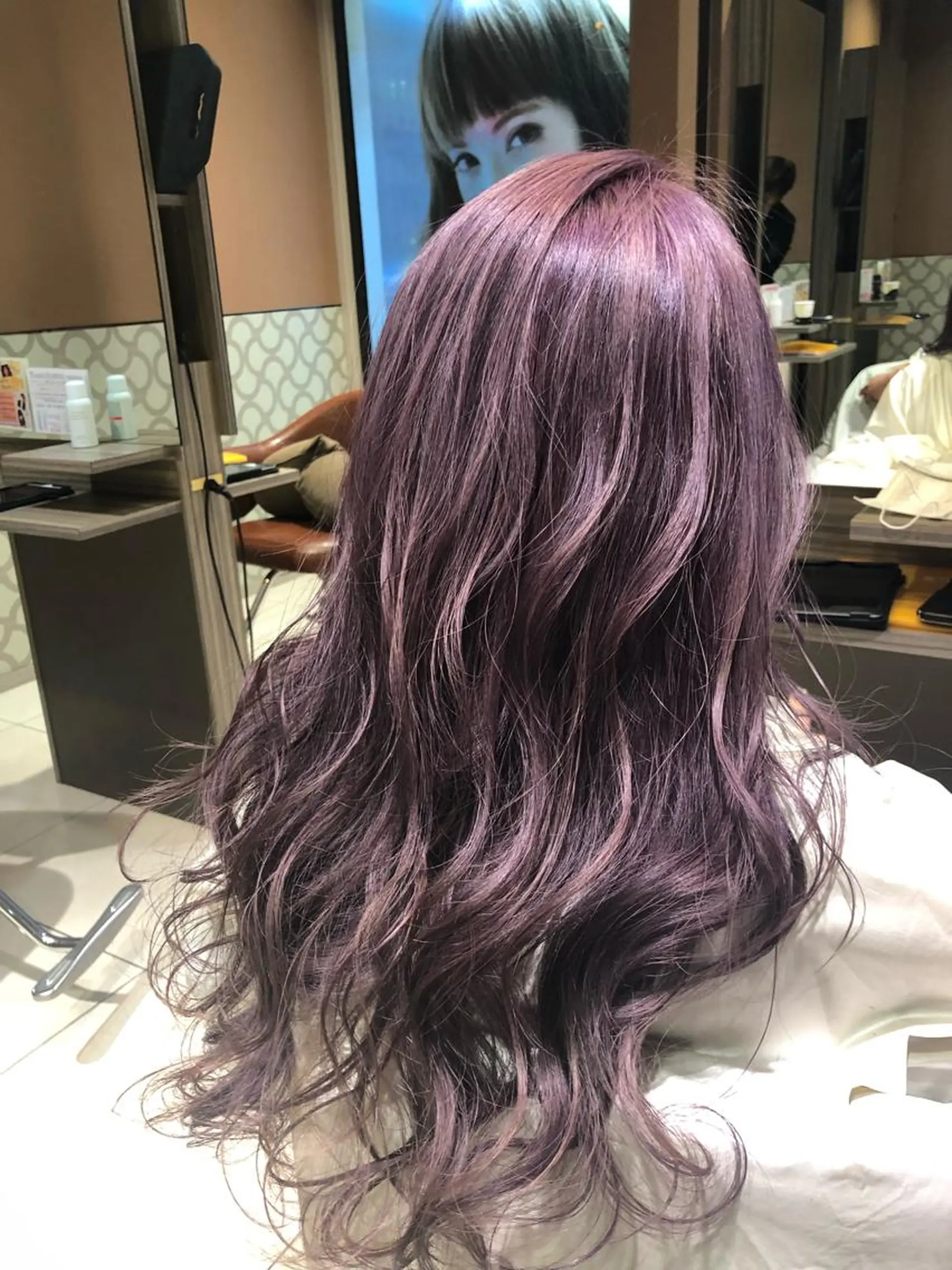 ロング カラー AI 高田馬場店のヘアスタイル