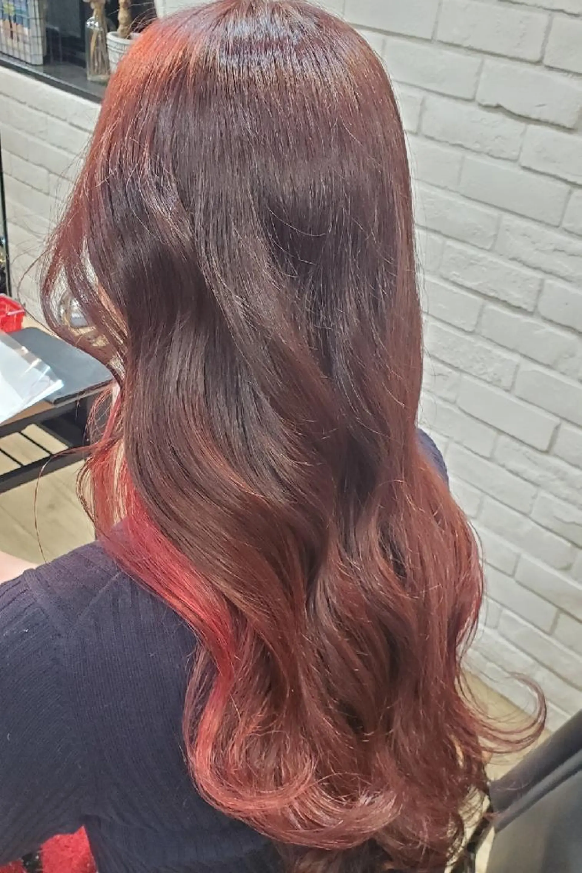 ロング カラー ブラウンカラー イヤリングカラー レッドカラー カット ヘアカラー トリートメント パーソナルカラー 診断🍀マリンのヘアスタイル