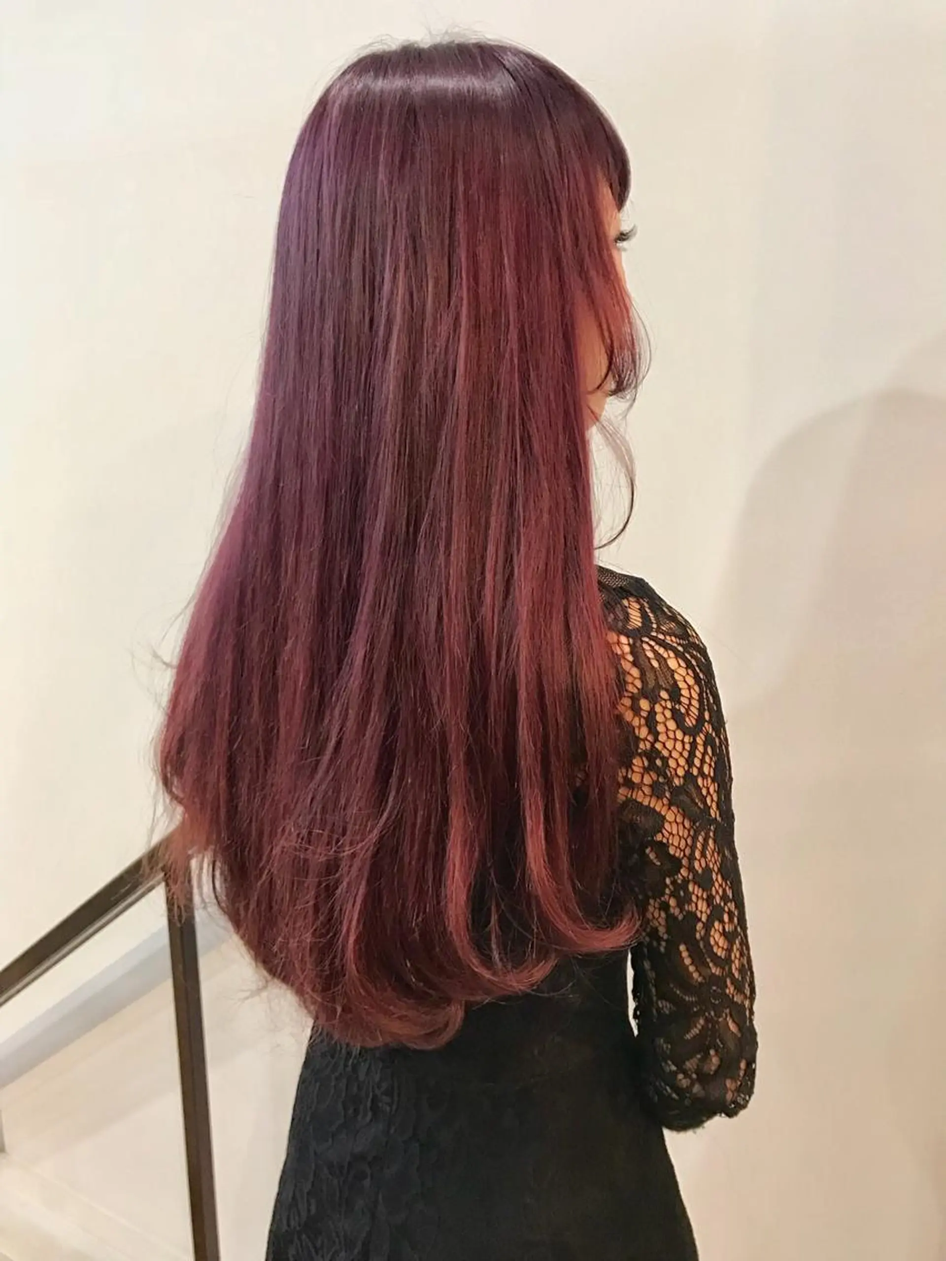 ロング カラー ヘアアレンジ ピンクカラー バイオレットカラー skin所属・中村 梨沙のマツエク・マツパデザイン