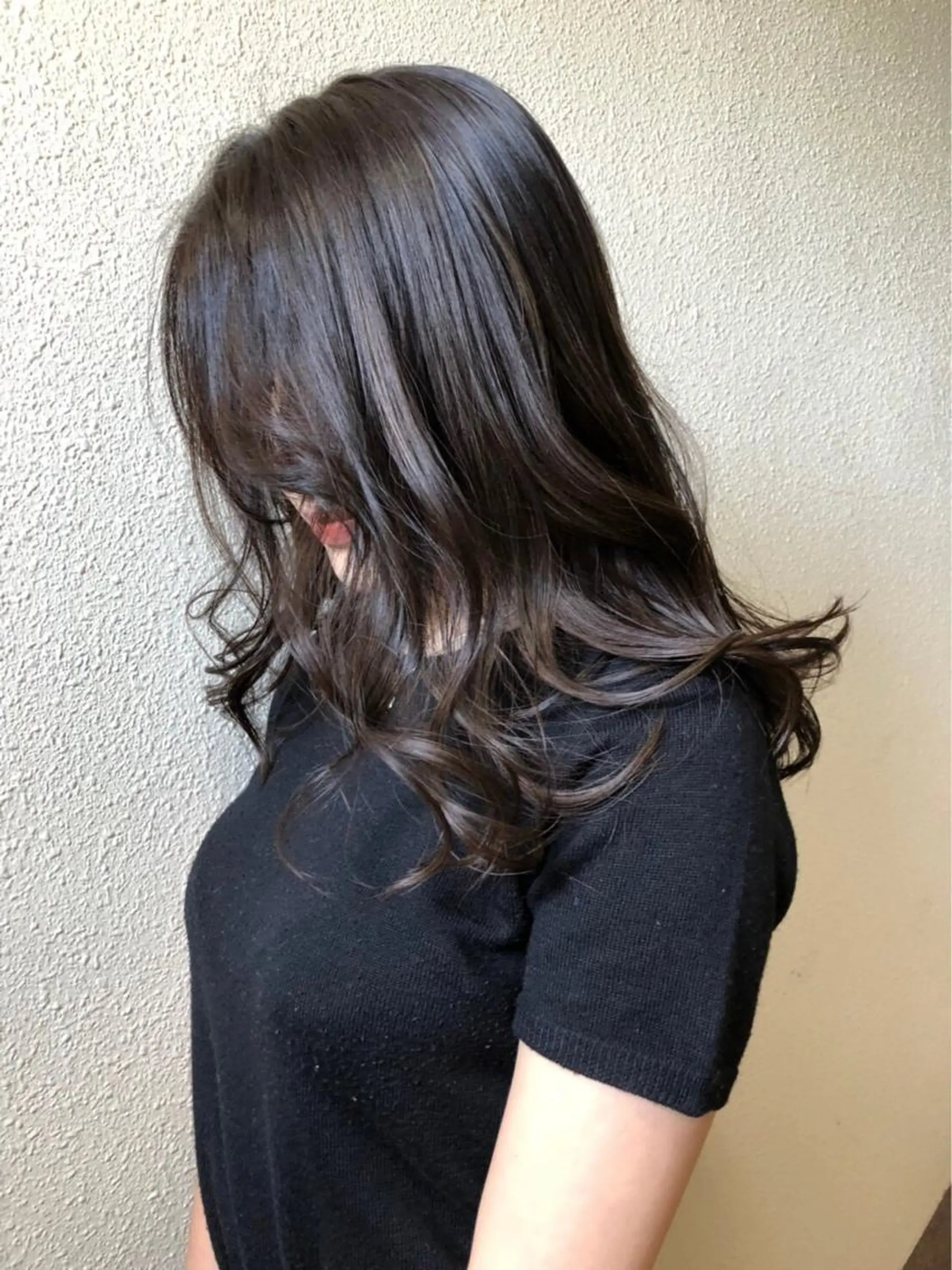 セミロング カラー ツキノキ ミナのヘアスタイル