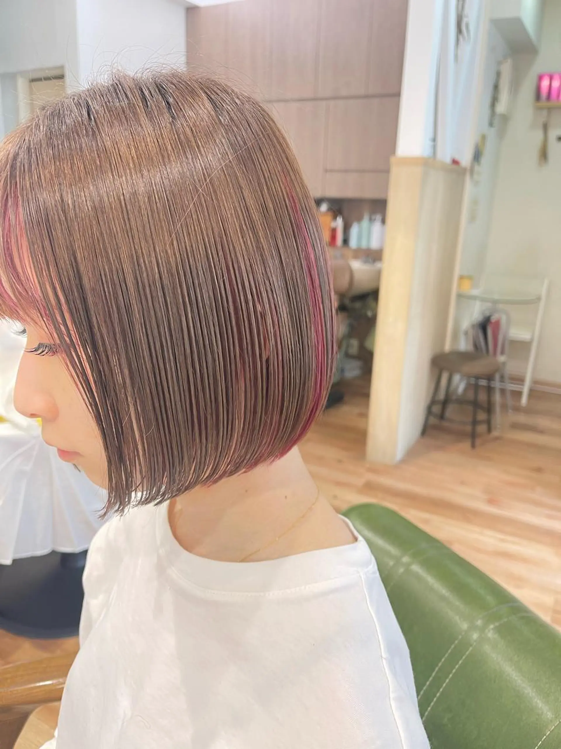 ショート カラー ボブ/インナーカラー ショート/佐野祥子のヘアスタイル